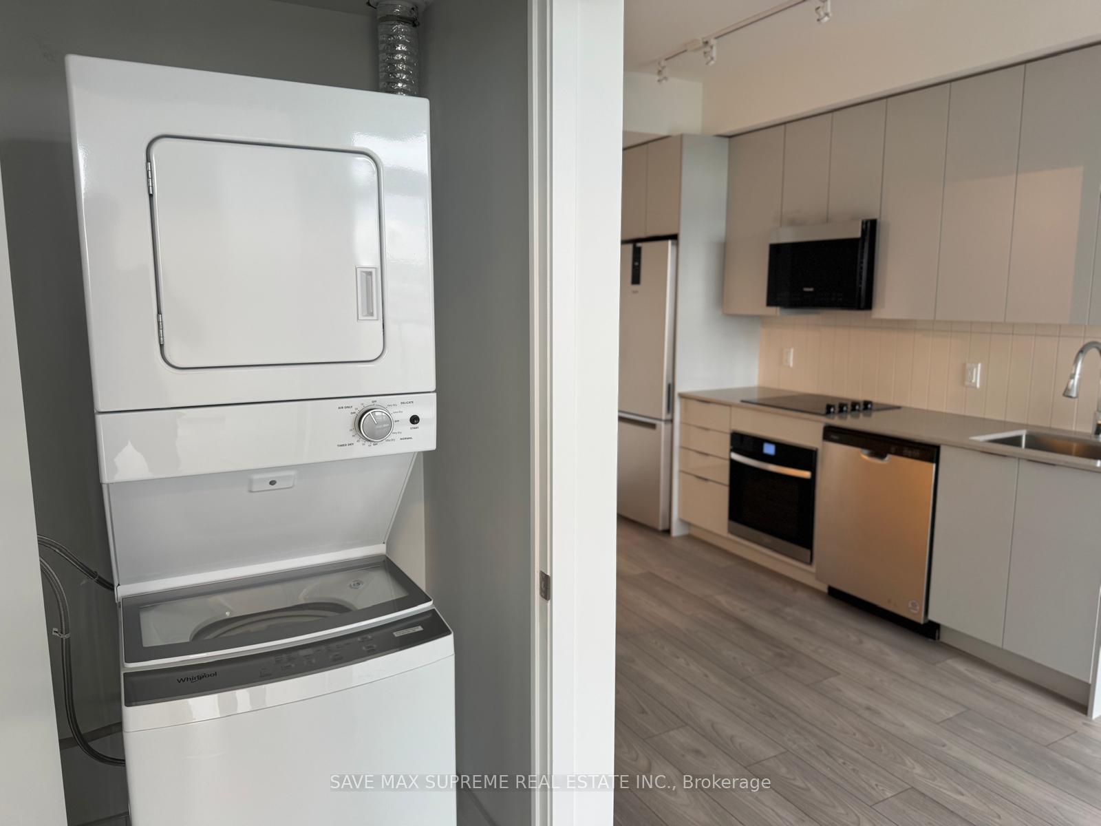 Photo 7 of Unit 1407, 474 Caldari Road E, Vaughan, Concord — HOMEH