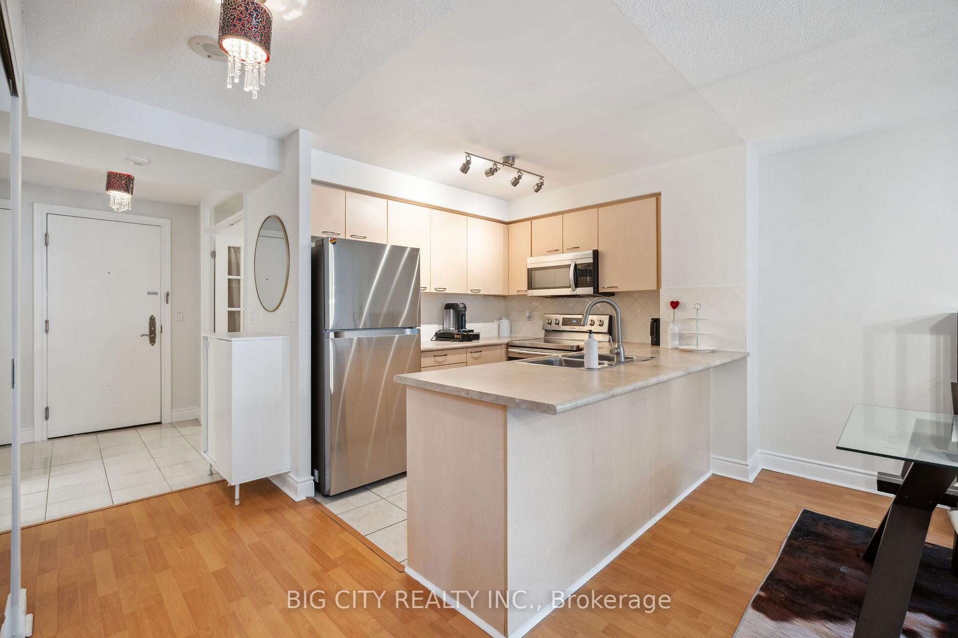 Photo 8 of Unit 208, 51 Saddlecreek Drive, Markham, Commerce Valley — HOMEH