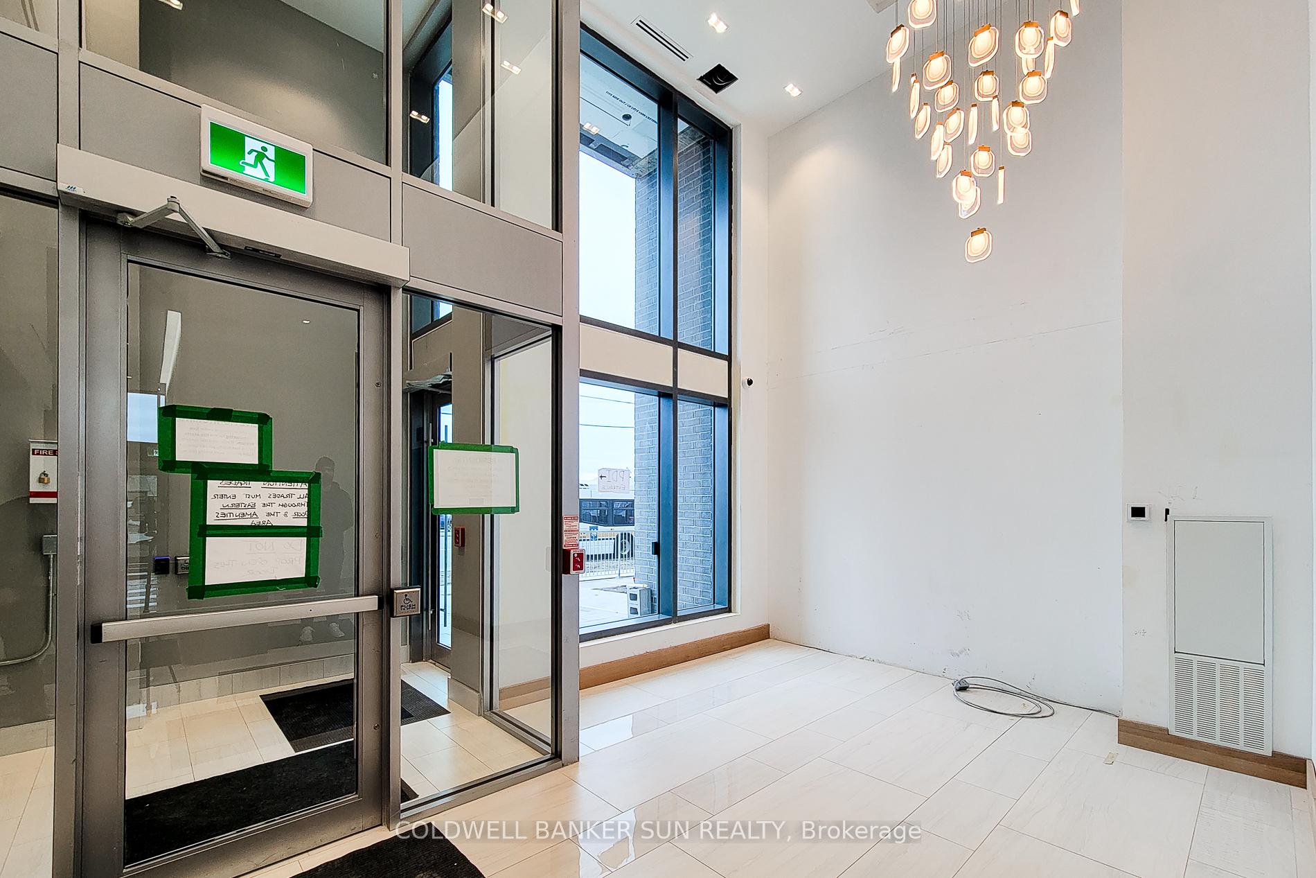Photo 3 of Unit 104, 2782 Barton Street E, Hamilton, Riverdale — HOMEH
