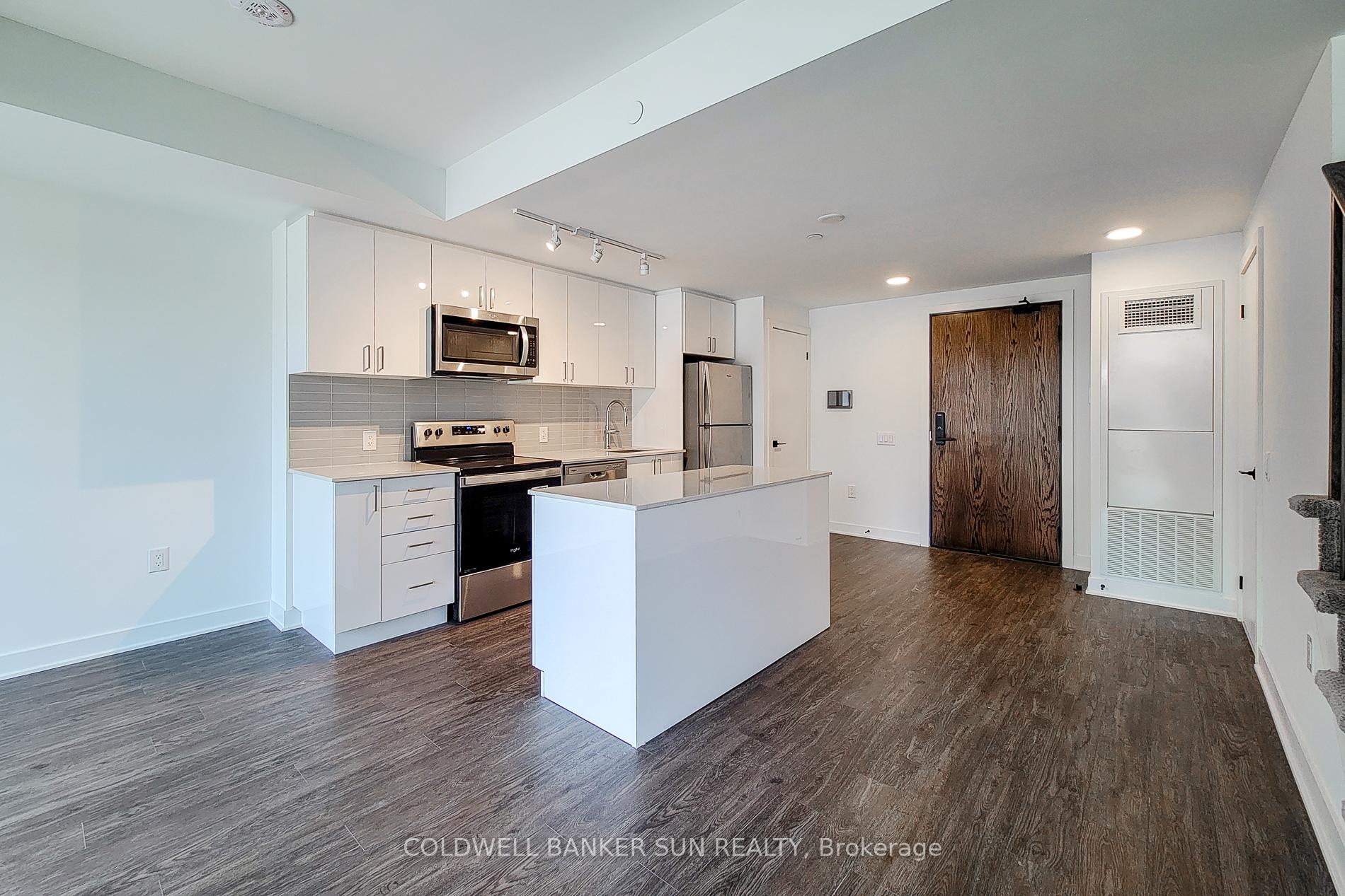 Photo 5 of Unit 104, 2782 Barton Street E, Hamilton, Riverdale — HOMEH