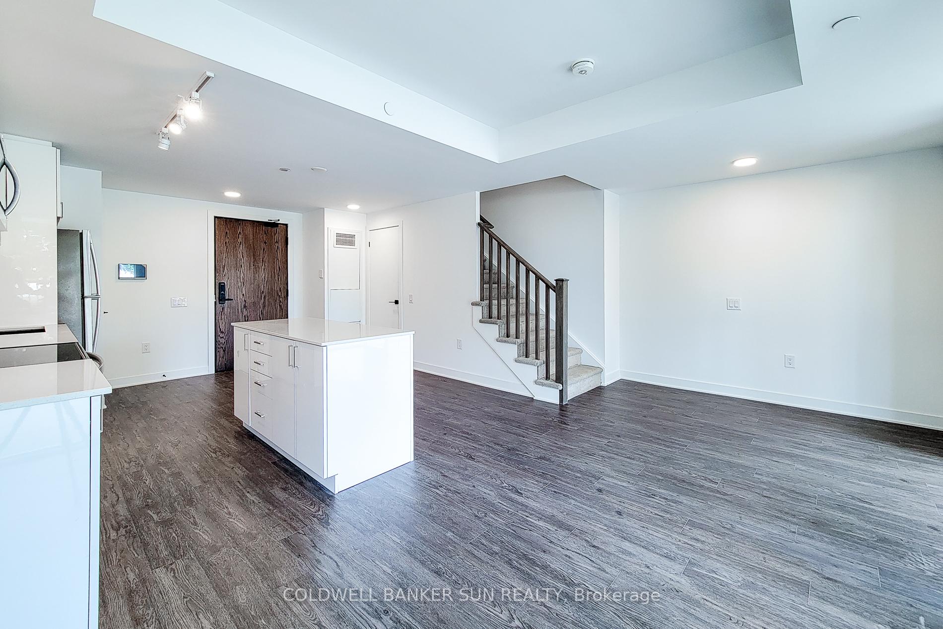 Photo 12 of Unit 104, 2782 Barton Street E, Hamilton, Riverdale — HOMEH