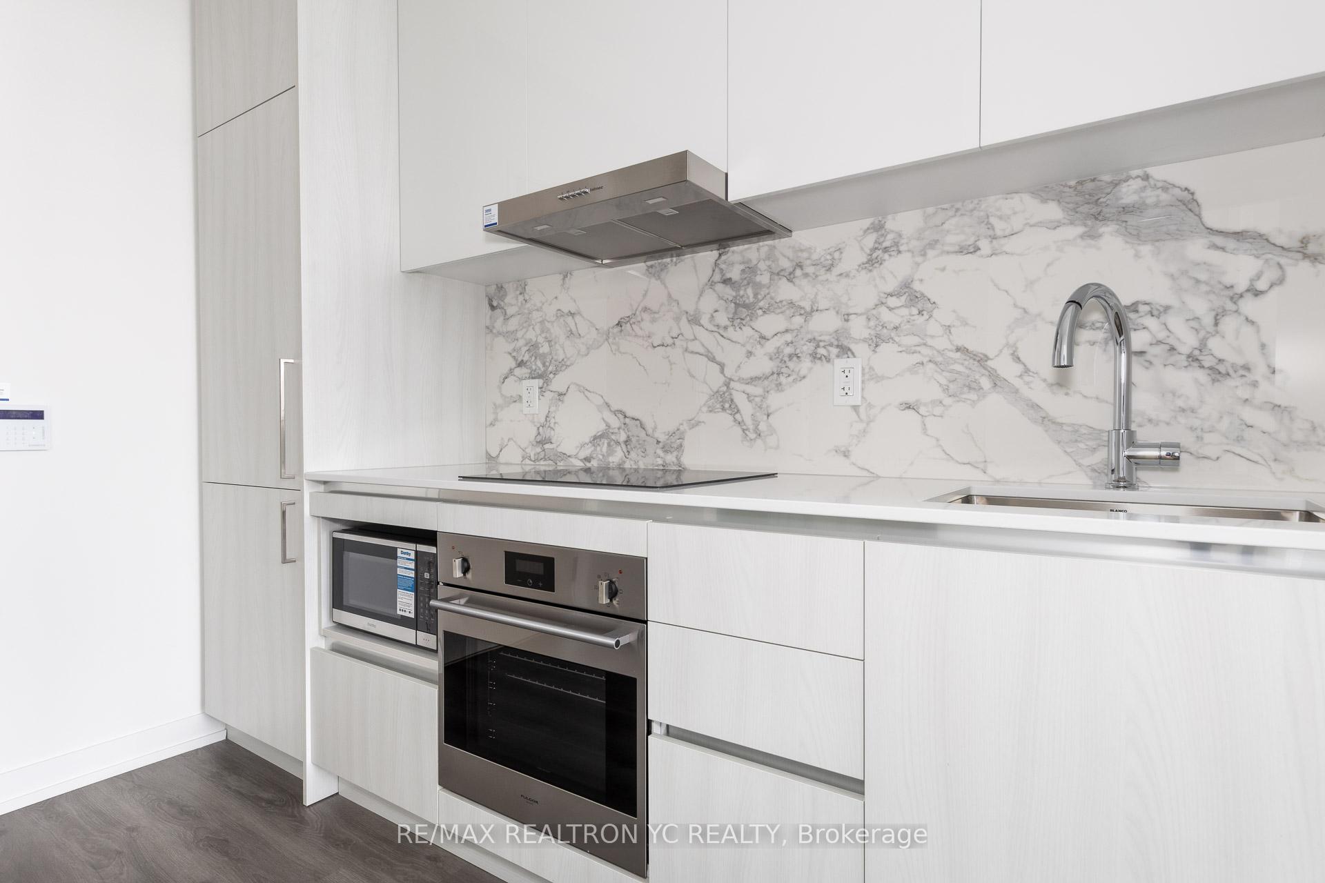 Photo 2 of Unit 4711, 225 Commerce Street, Vaughan, Vaughan Corporate Centre — HOMEH