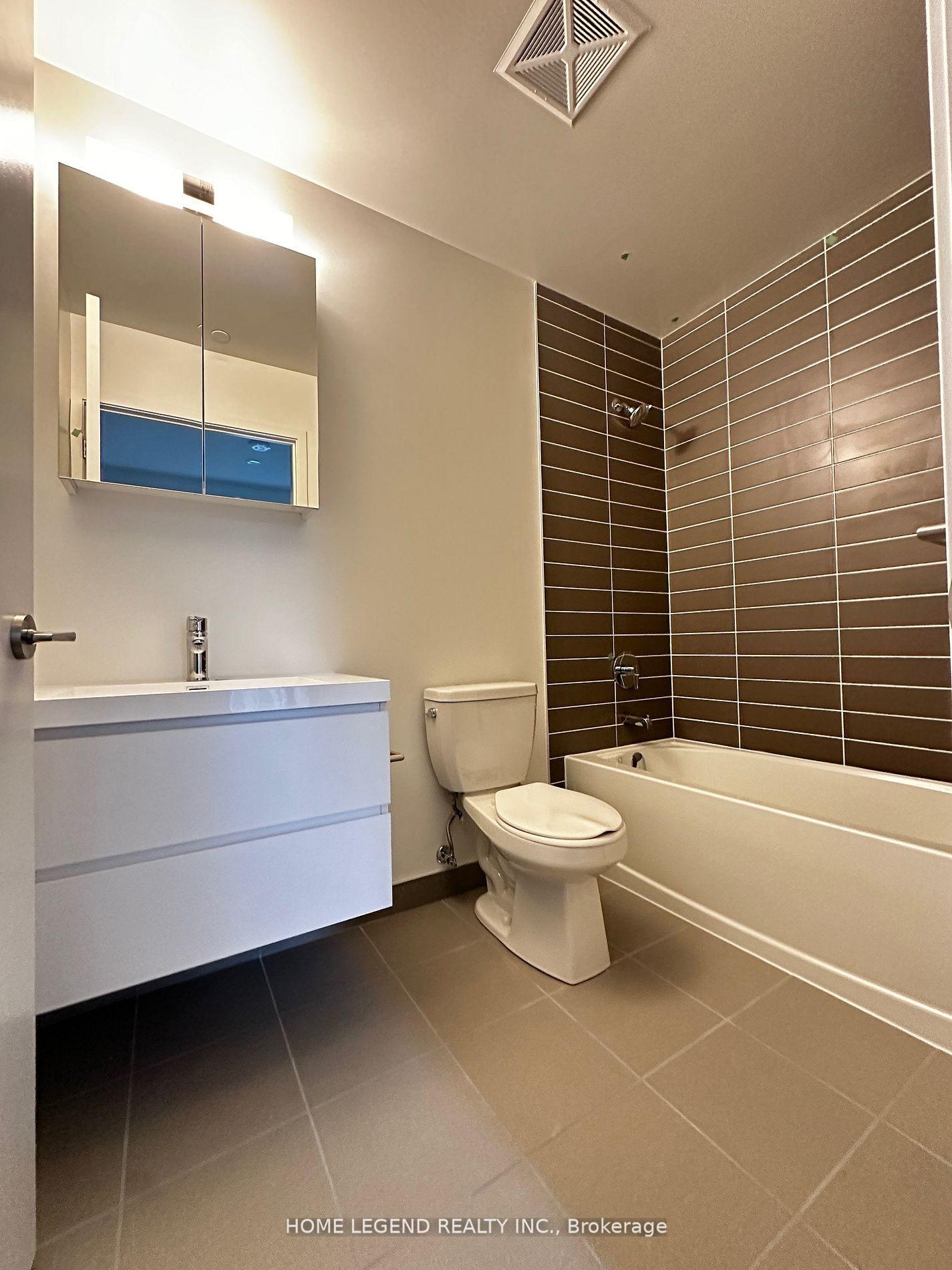 Photo 9 of Unit 702, 8119 Birchmount Road, Markham, Unionville — HOMEH