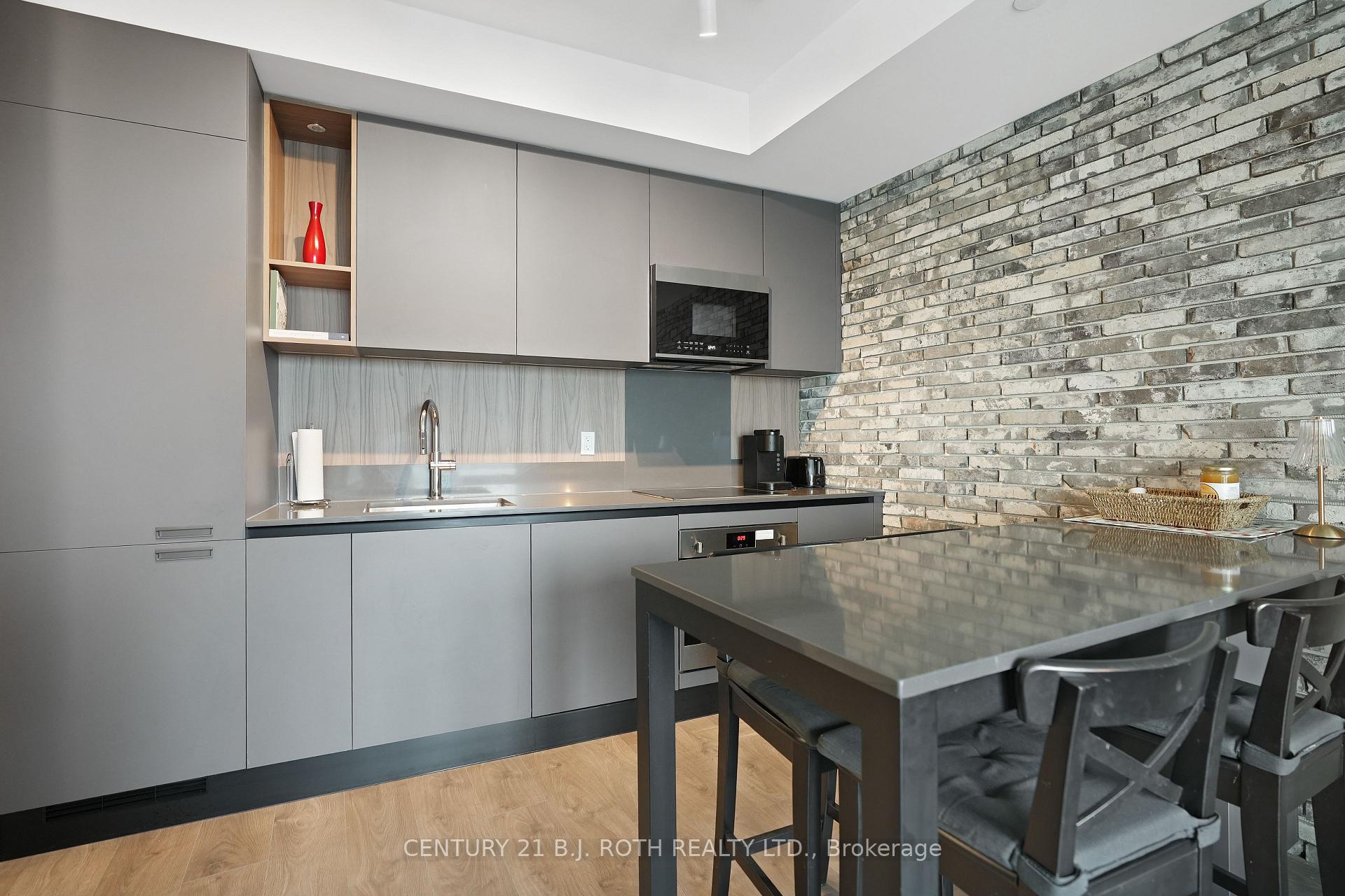Photo 11 of Unit 1907, 39 Mary Street, Barrie, City Centre — HOMEH