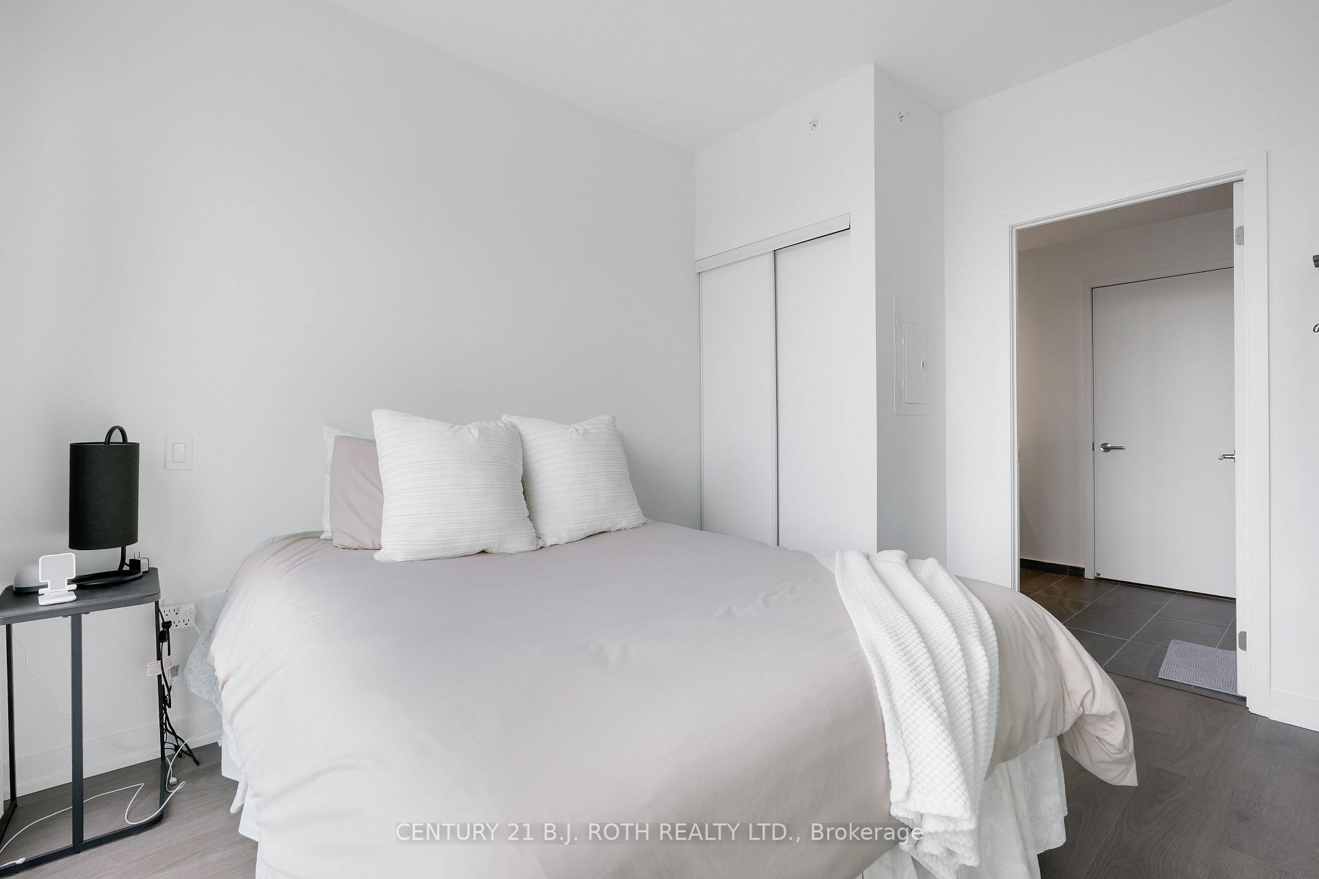 Photo 13 of Unit 1907, 39 Mary Street, Barrie, City Centre — HOMEH