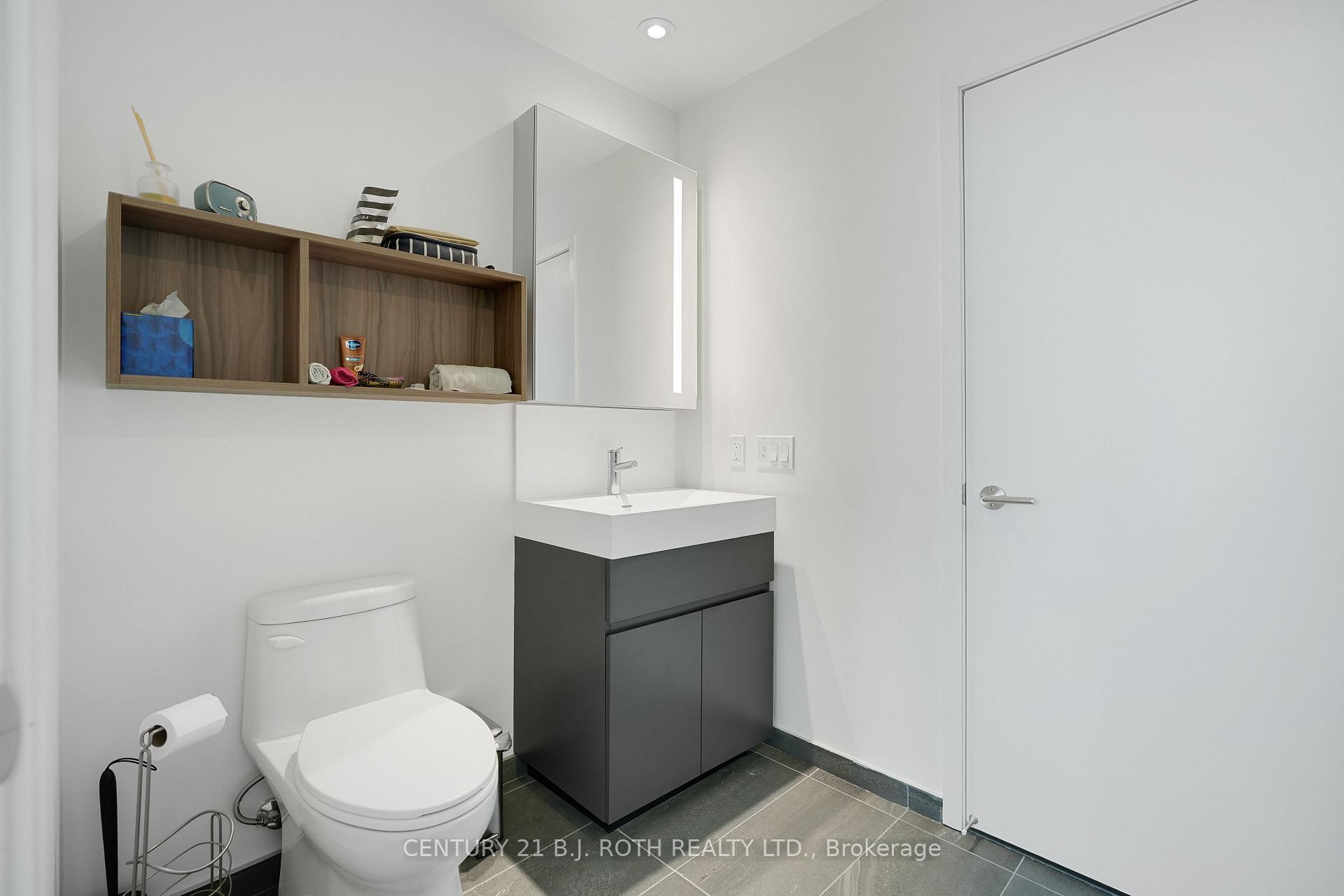 Photo 7 of Unit 1907, 39 Mary Street, Barrie, City Centre — HOMEH