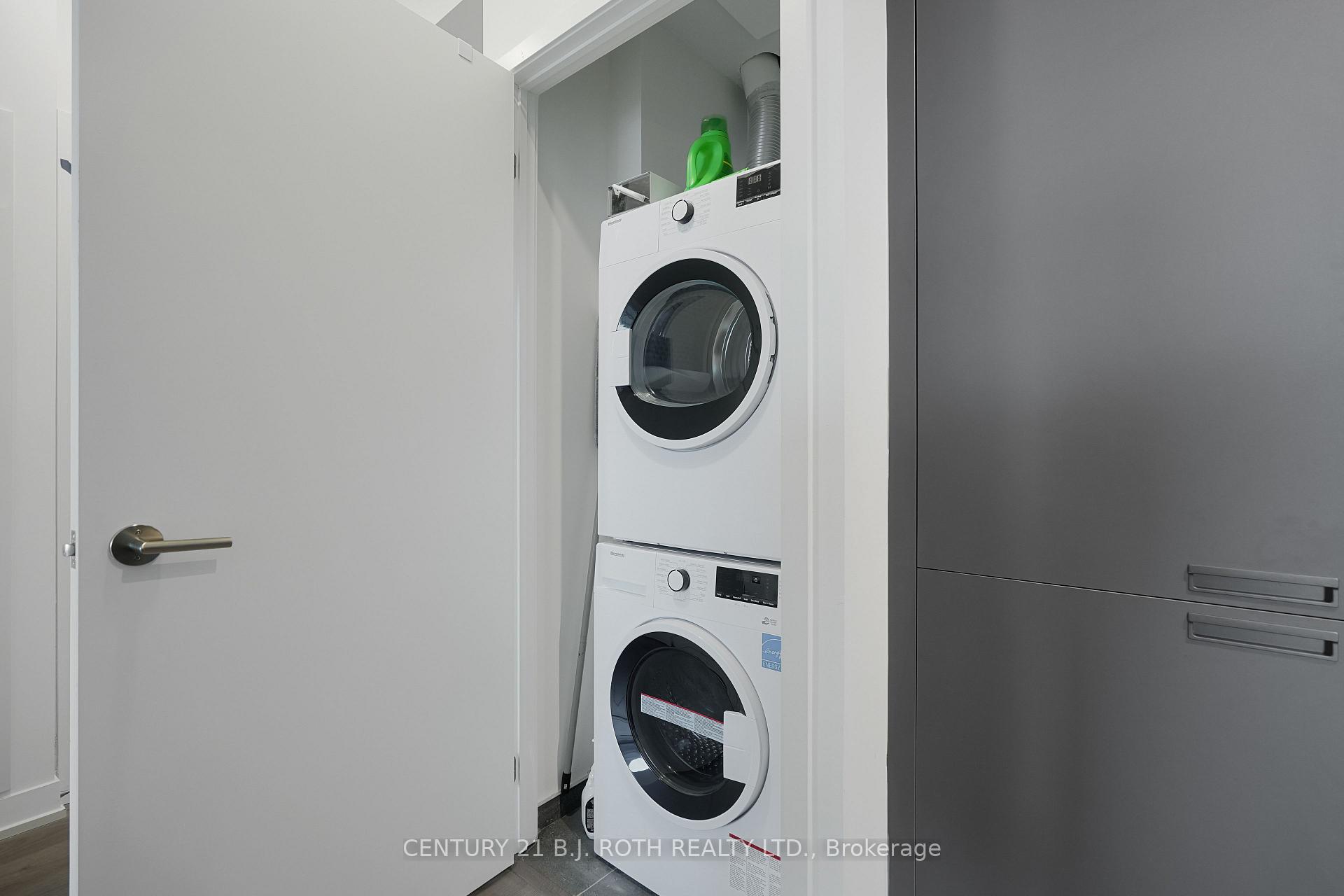 Photo 21 of Unit 1907, 39 Mary Street, Barrie, City Centre — HOMEH