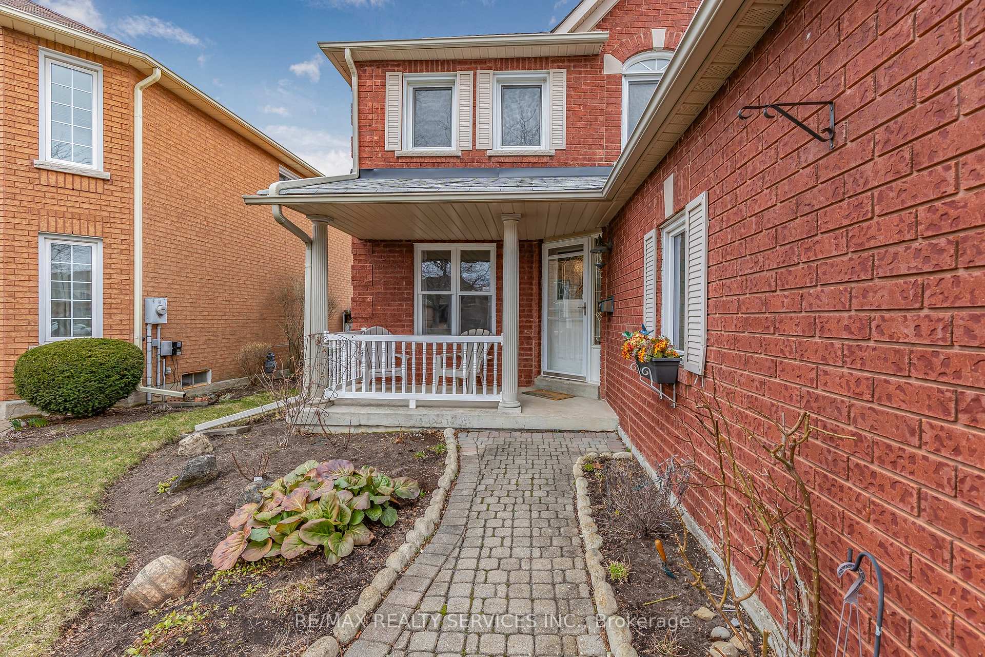 Photo 3 of 14 Livingston Drive, Caledon, Rural Caledon — HOMEH