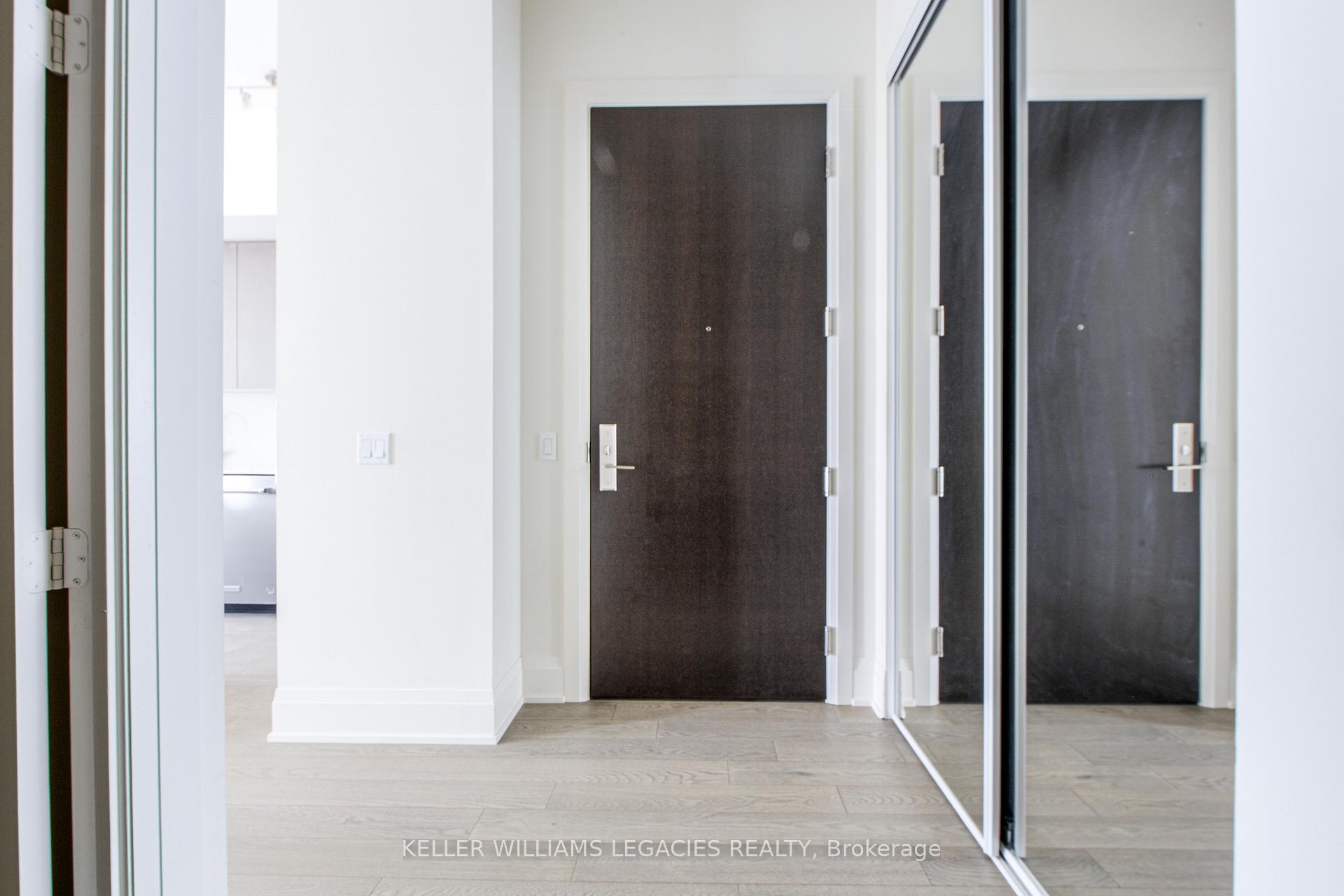 Photo 2 of Unit PH110, 9000 Jane Street, Vaughan, Concord — HOMEH