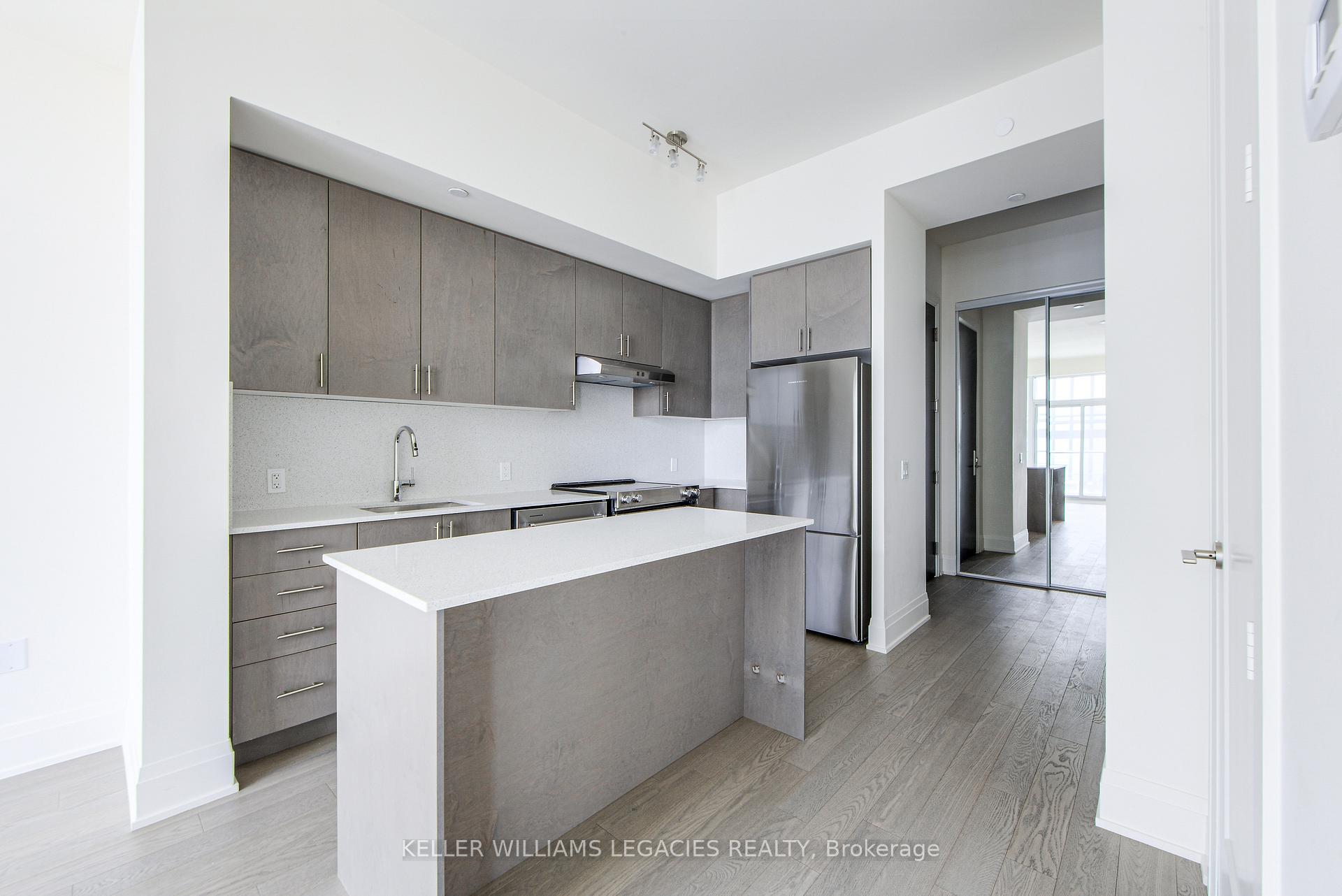 Photo 14 of Unit PH110, 9000 Jane Street, Vaughan, Concord — HOMEH