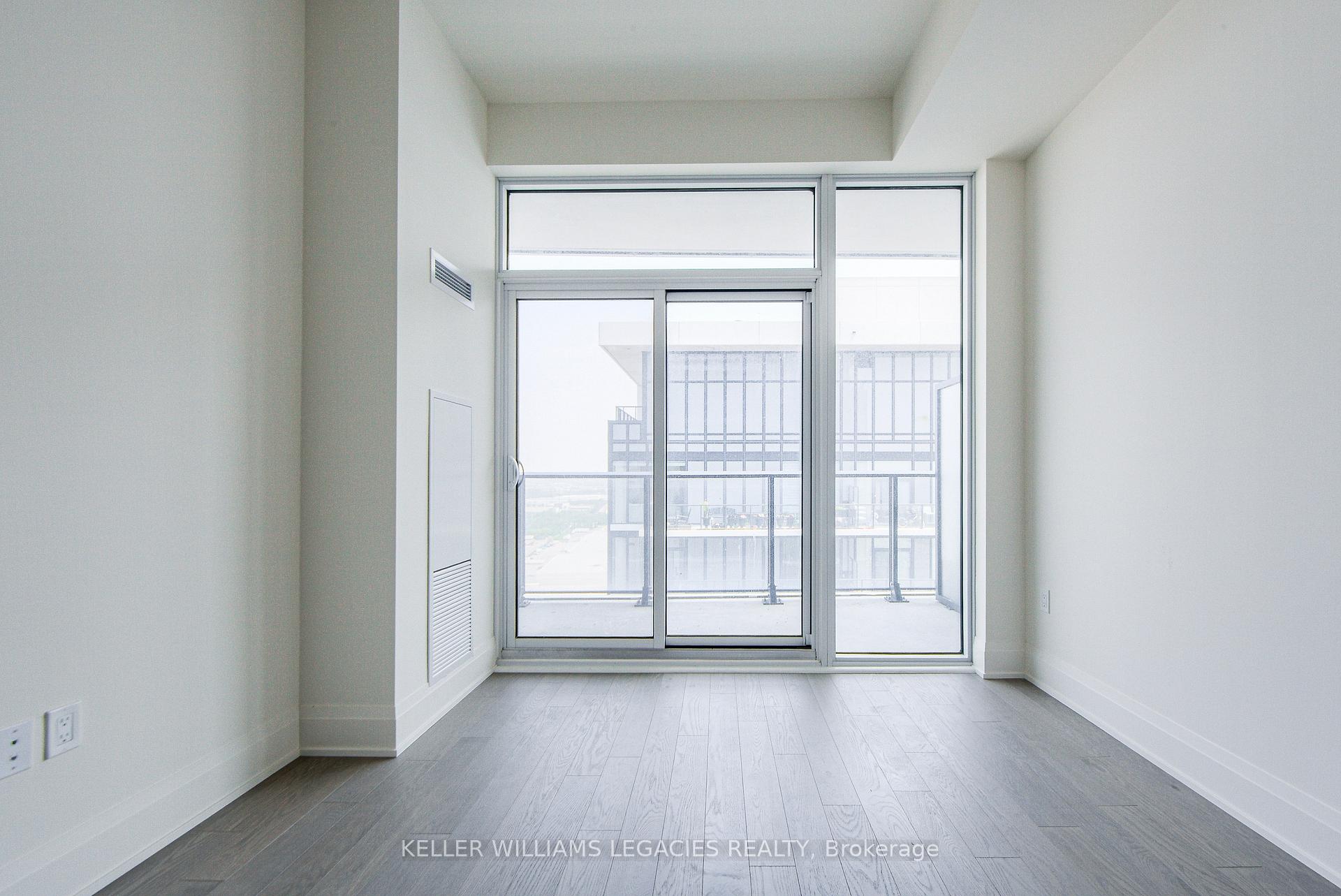 Photo 5 of Unit PH110, 9000 Jane Street, Vaughan, Concord — HOMEH