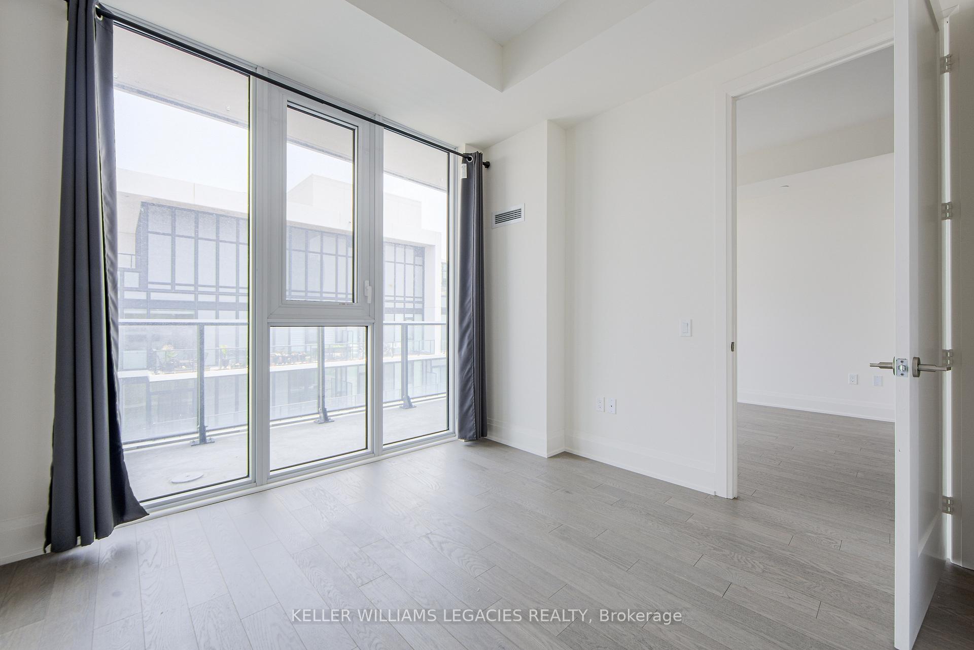 Photo 13 of Unit PH110, 9000 Jane Street, Vaughan, Concord — HOMEH