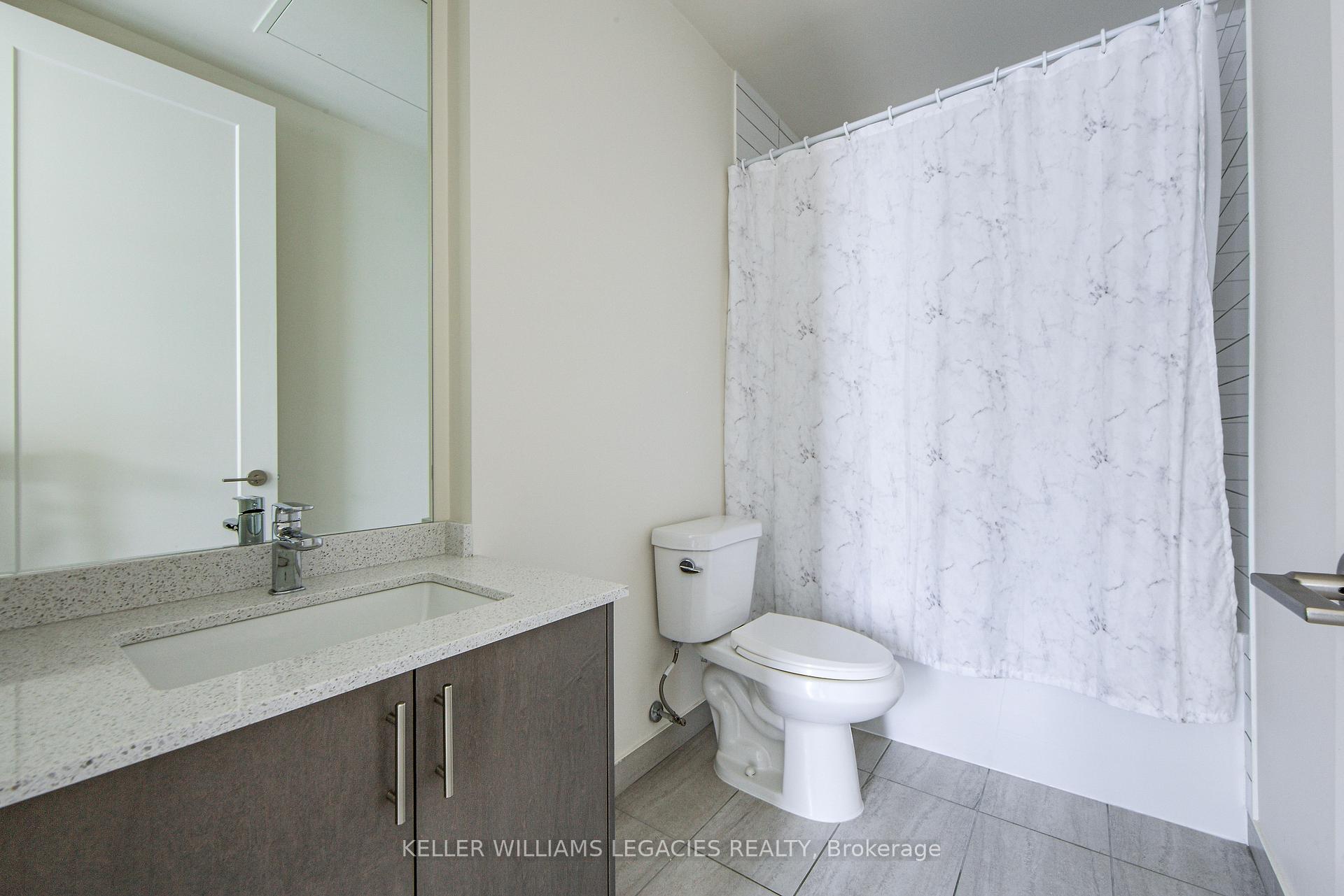 Photo 8 of Unit PH110, 9000 Jane Street, Vaughan, Concord — HOMEH