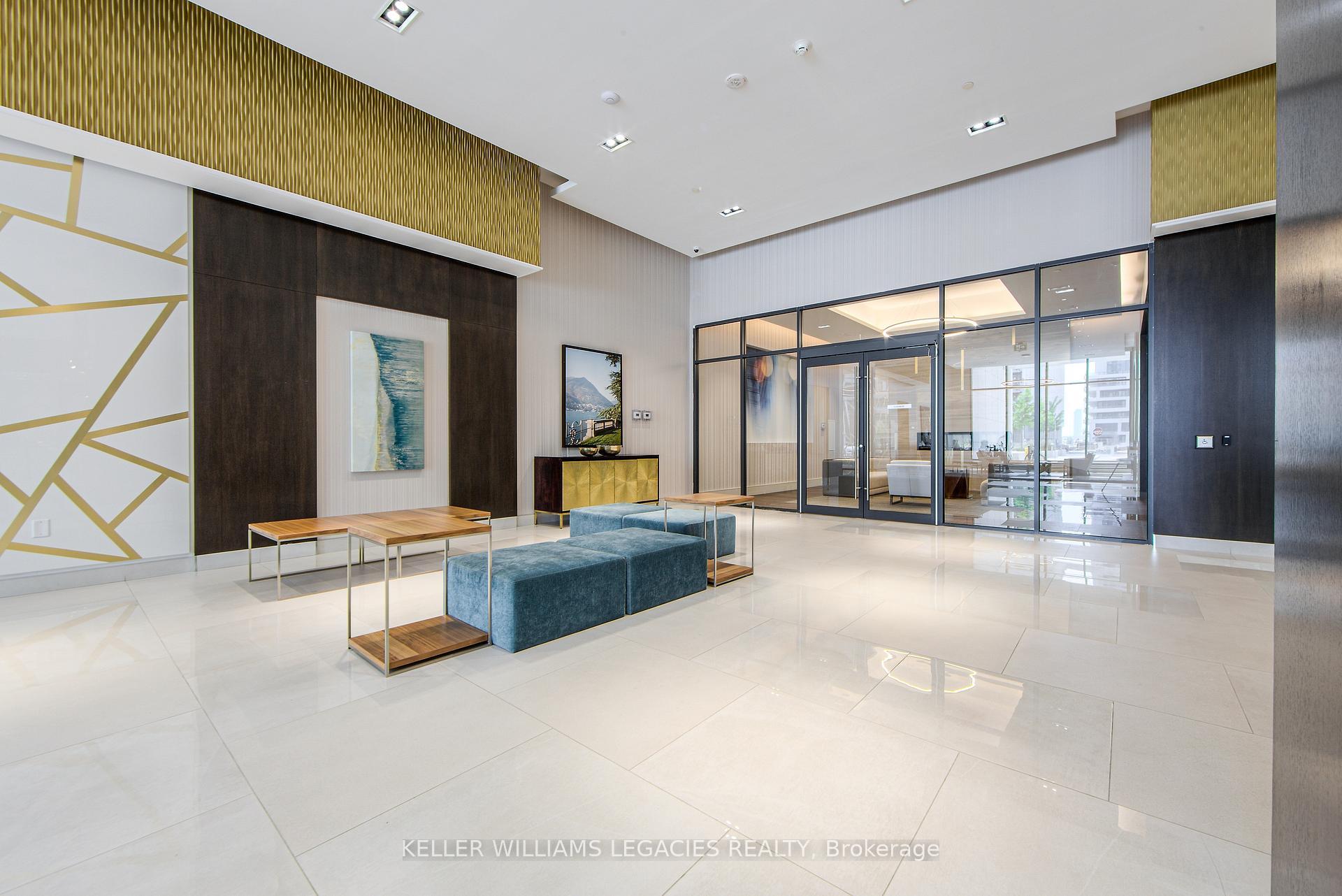 Photo 3 of Unit PH110, 9000 Jane Street, Vaughan, Concord — HOMEH