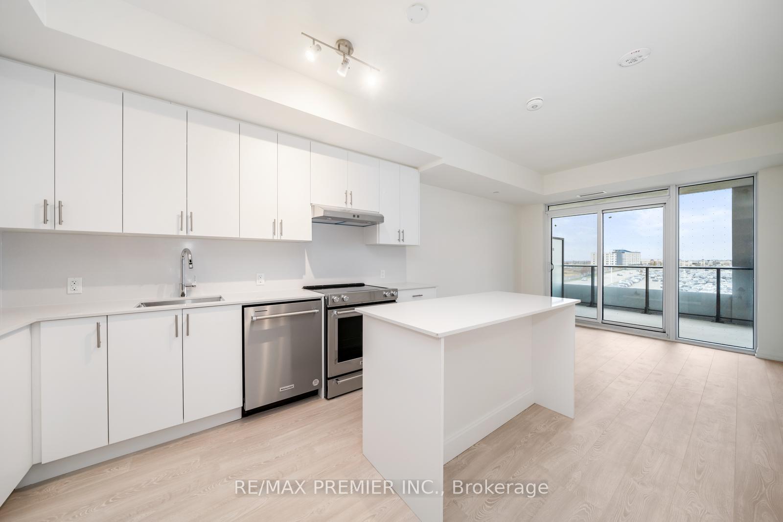 Photo 1 of Unit 330, 8960 Jane Street, Vaughan, Concord — HOMEH