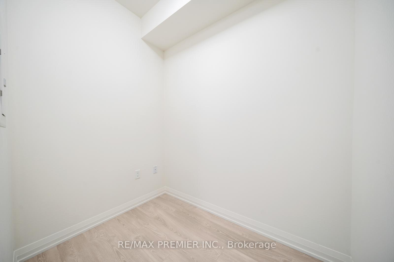 Photo 3 of Unit 330, 8960 Jane Street, Vaughan, Concord — HOMEH