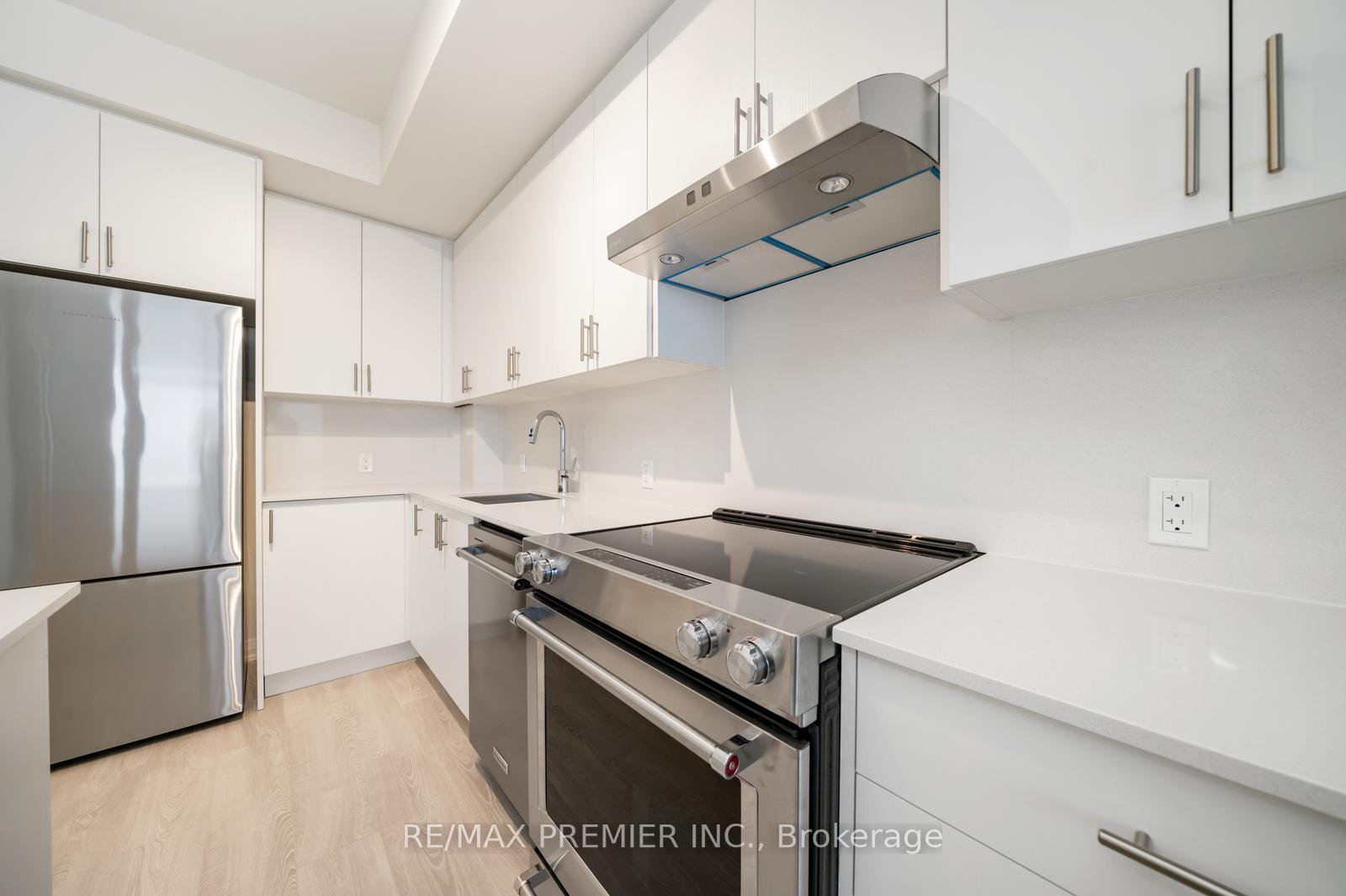 Photo 10 of Unit 330, 8960 Jane Street, Vaughan, Concord — HOMEH