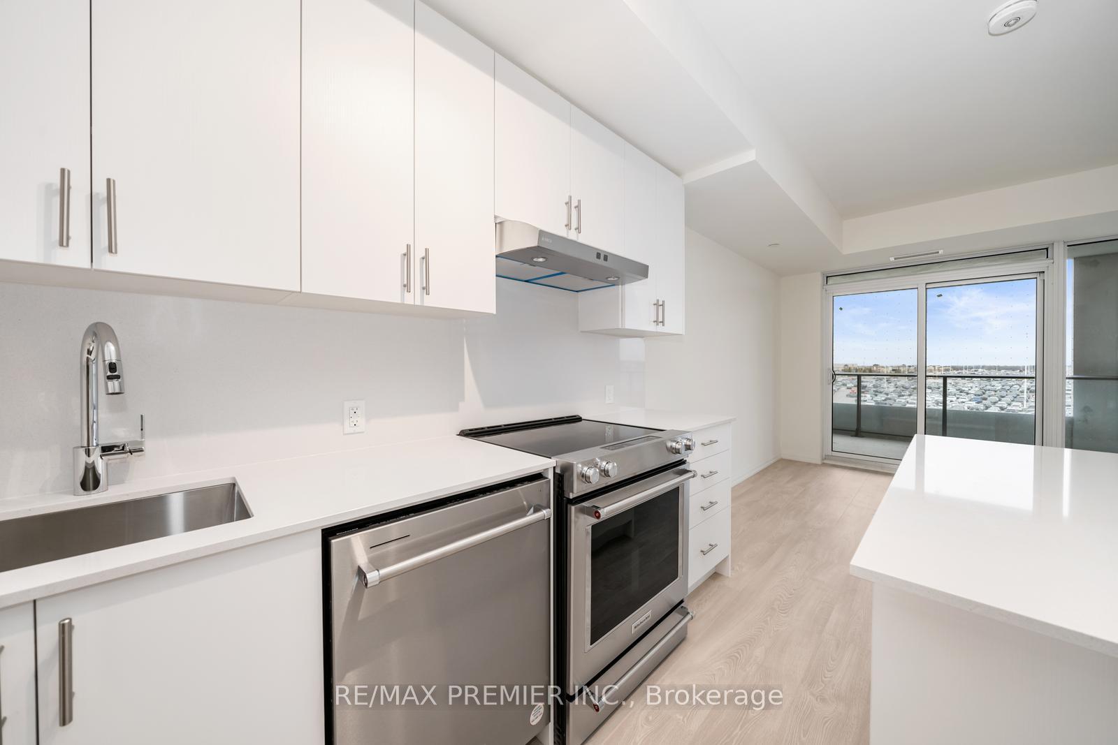 Photo 8 of Unit 330, 8960 Jane Street, Vaughan, Concord — HOMEH