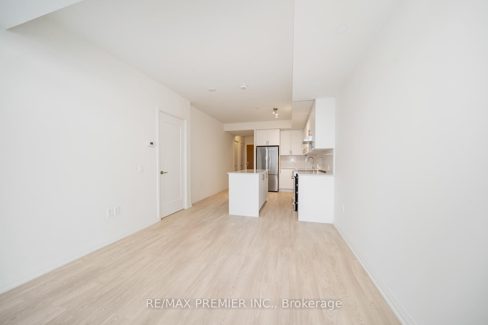 Photo 5 of Unit 330, 8960 Jane Street, Vaughan, Concord — HOMEH