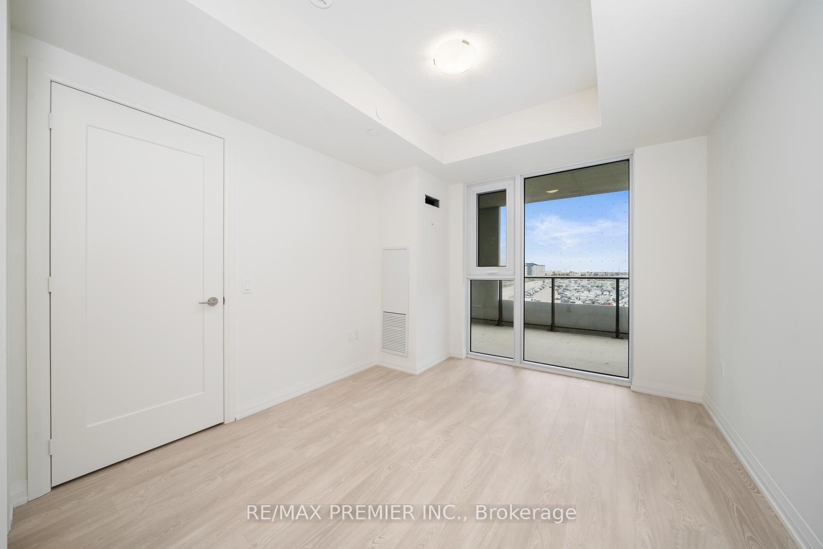 Photo 15 of Unit 330, 8960 Jane Street, Vaughan, Concord — HOMEH