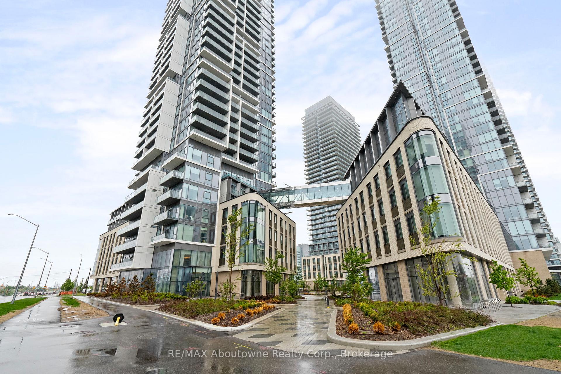 Photo 8 of Unit 3312, 7890 Jane Street, Vaughan, Concord — HOMEH