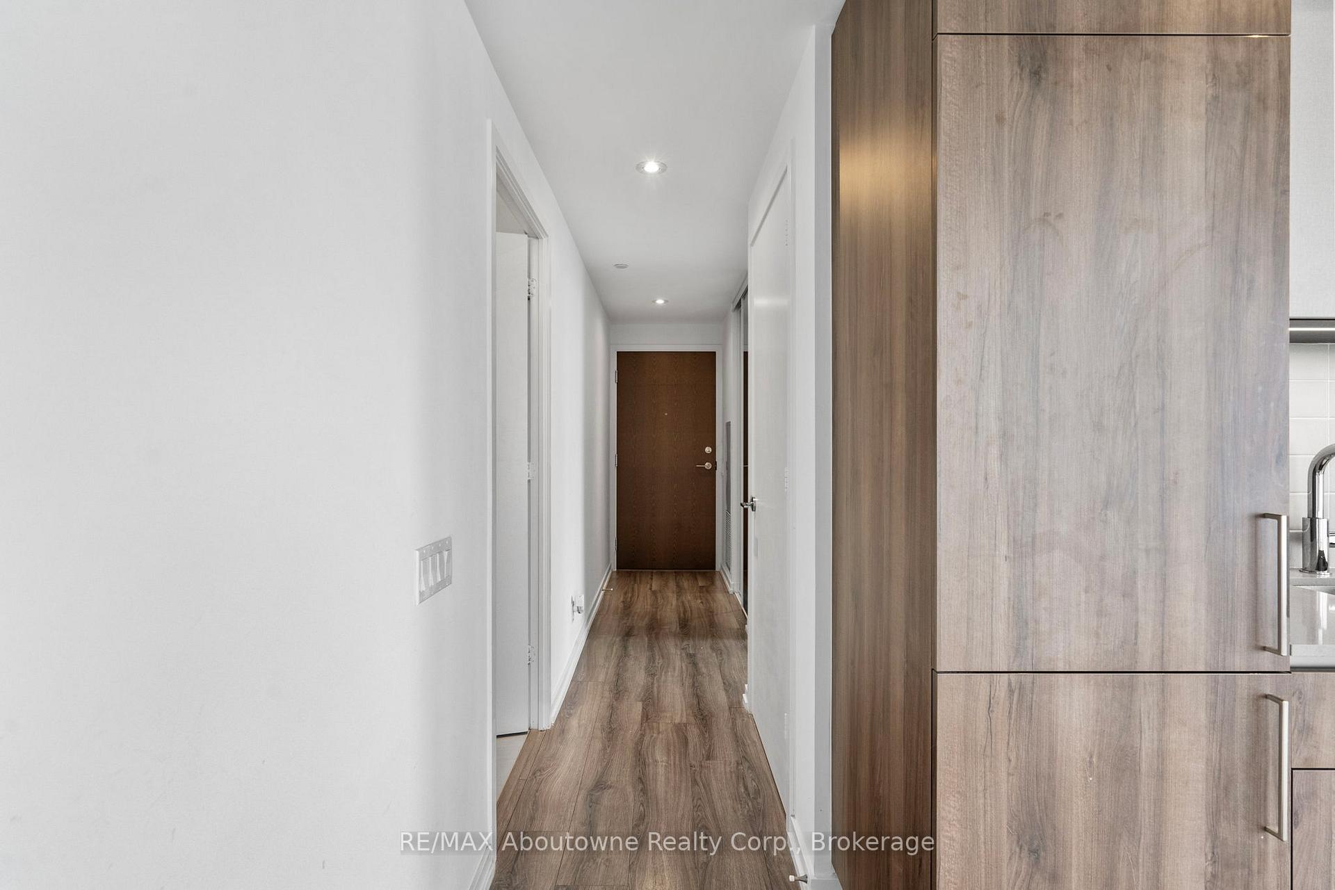 Photo 5 of Unit 3312, 7890 Jane Street, Vaughan, Concord — HOMEH
