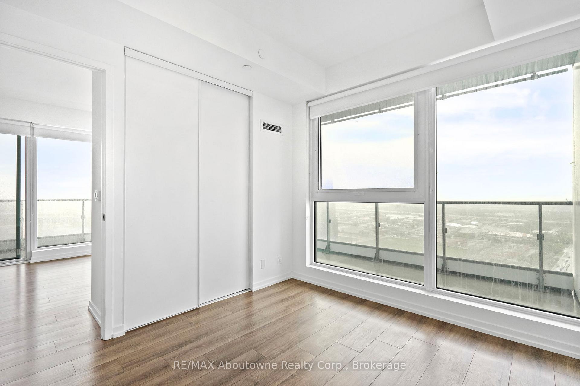 Photo 12 of Unit 3312, 7890 Jane Street, Vaughan, Concord — HOMEH