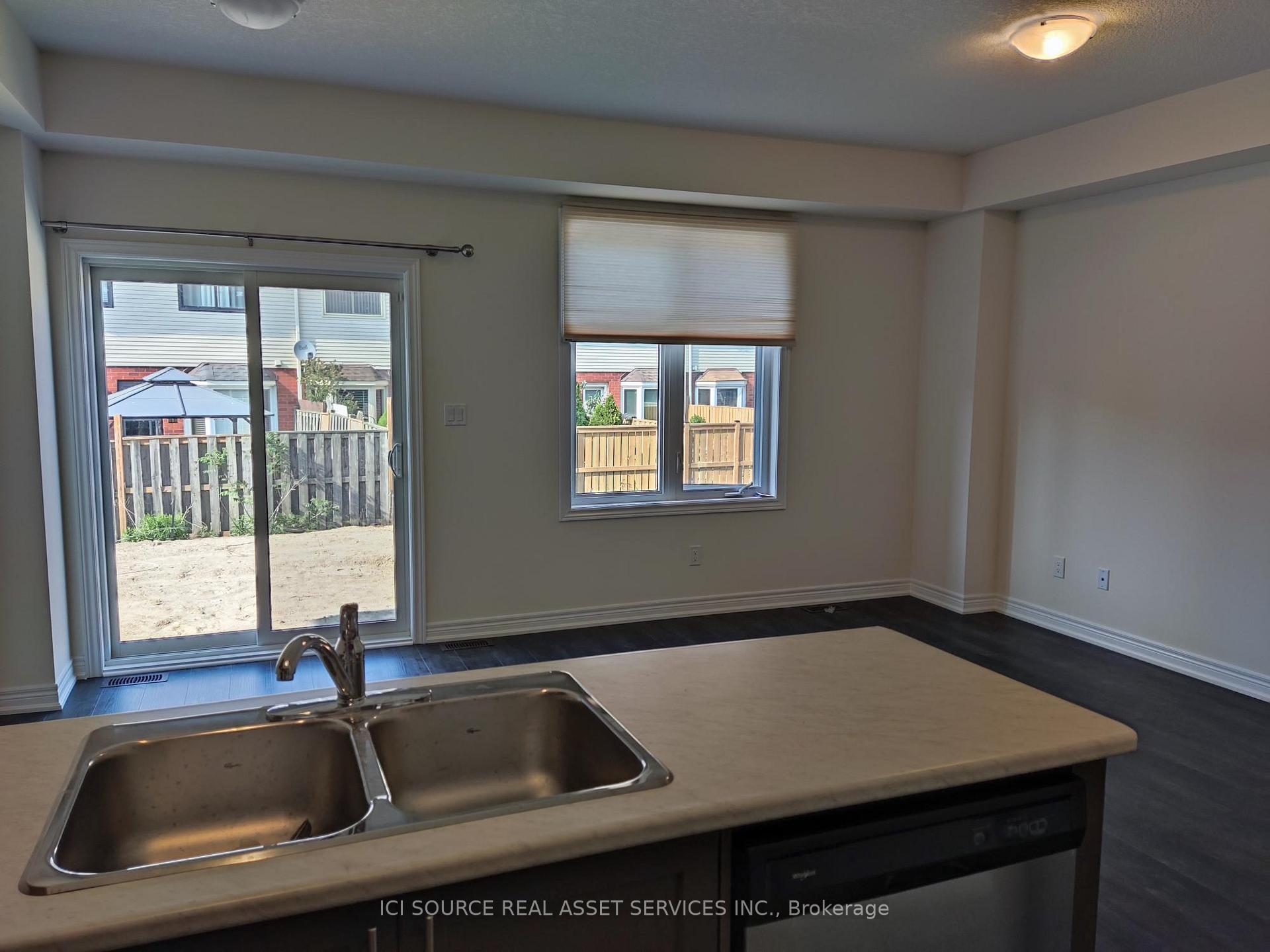 Photo 3 of 23 Genoa Drive, Hamilton, Ryckmans — HOMEH
