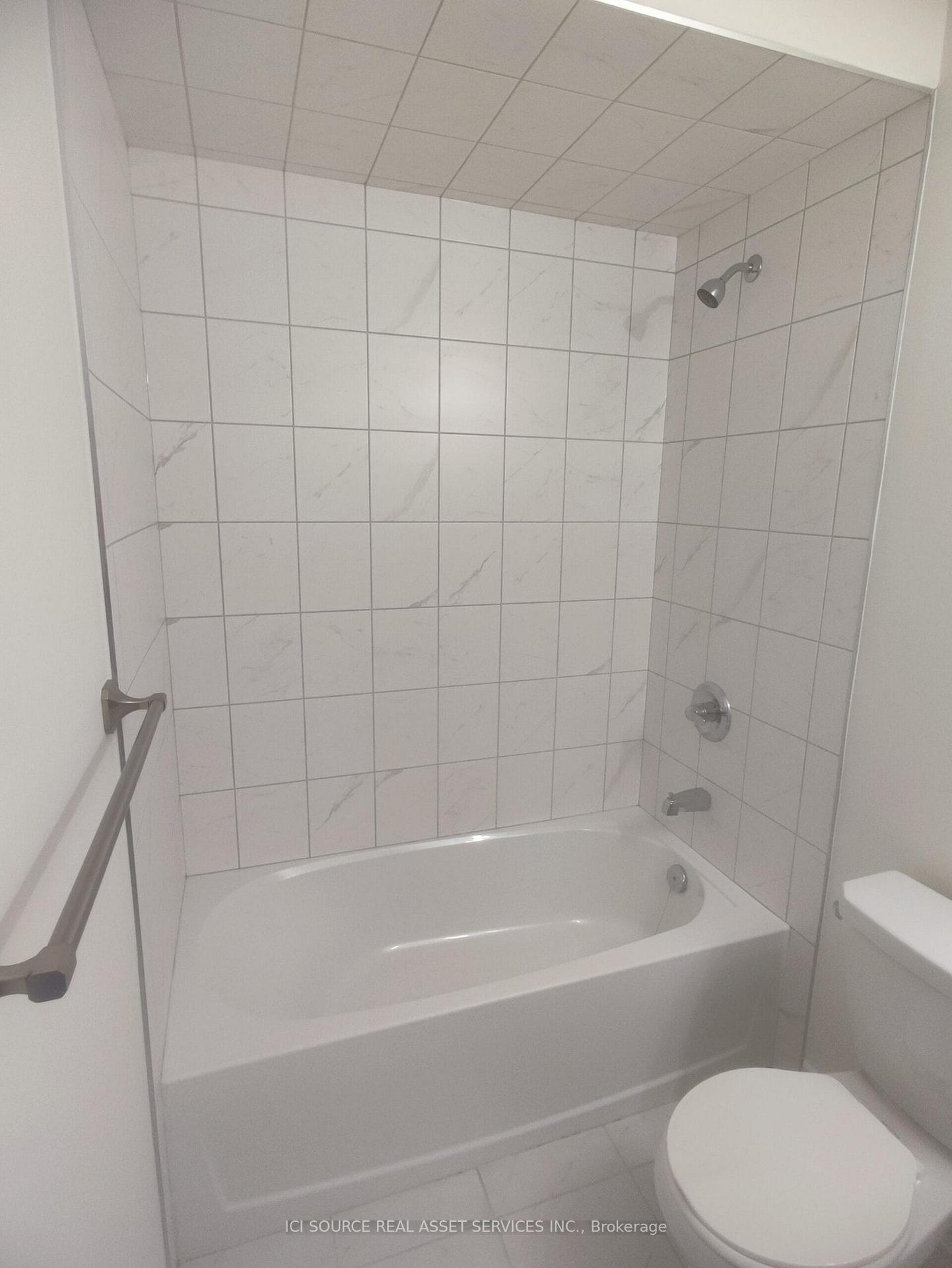 Photo 11 of 23 Genoa Drive, Hamilton, Ryckmans — HOMEH