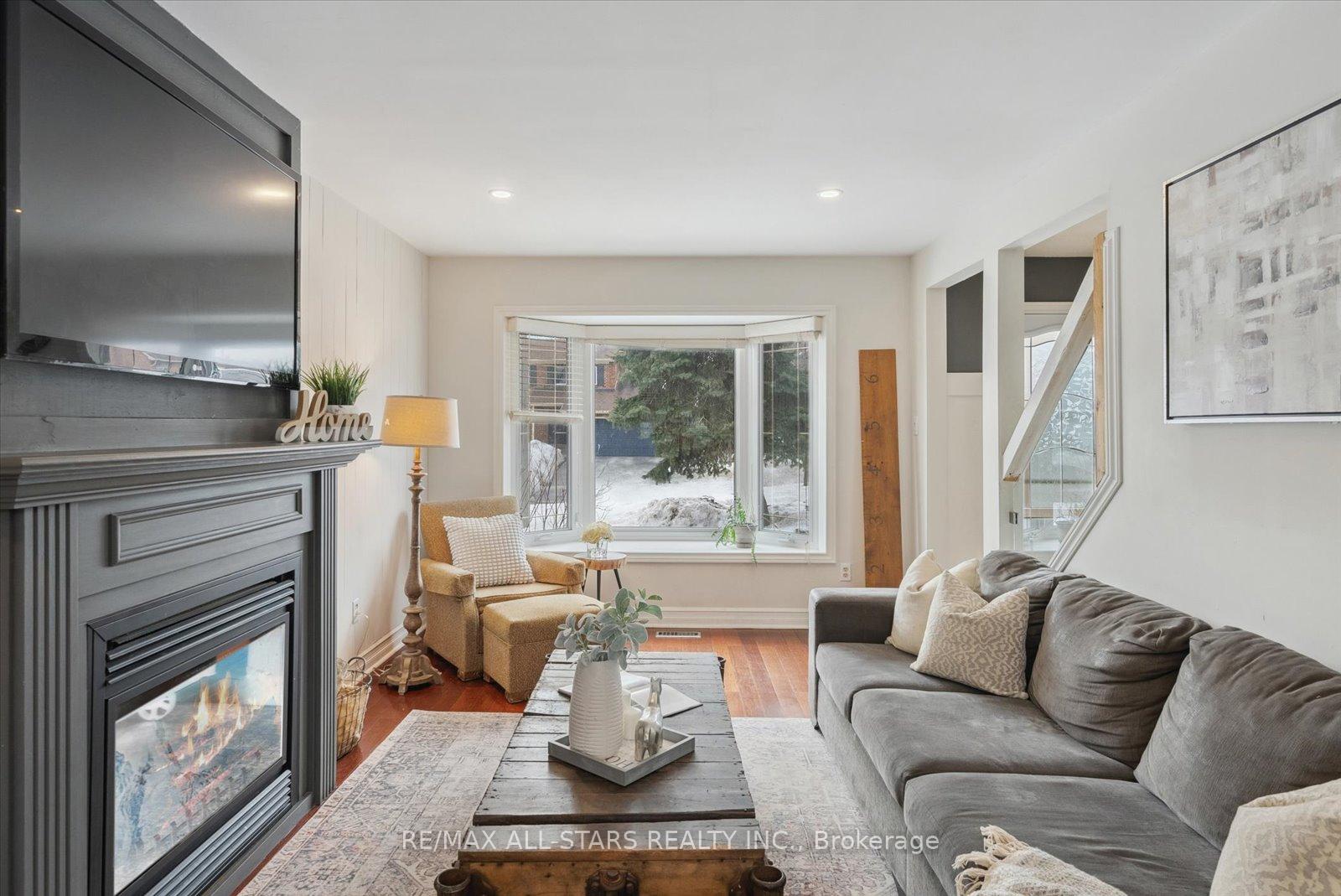 Photo 7 of 33 Pepler Place, Barrie, Sunnidale — HOMEH