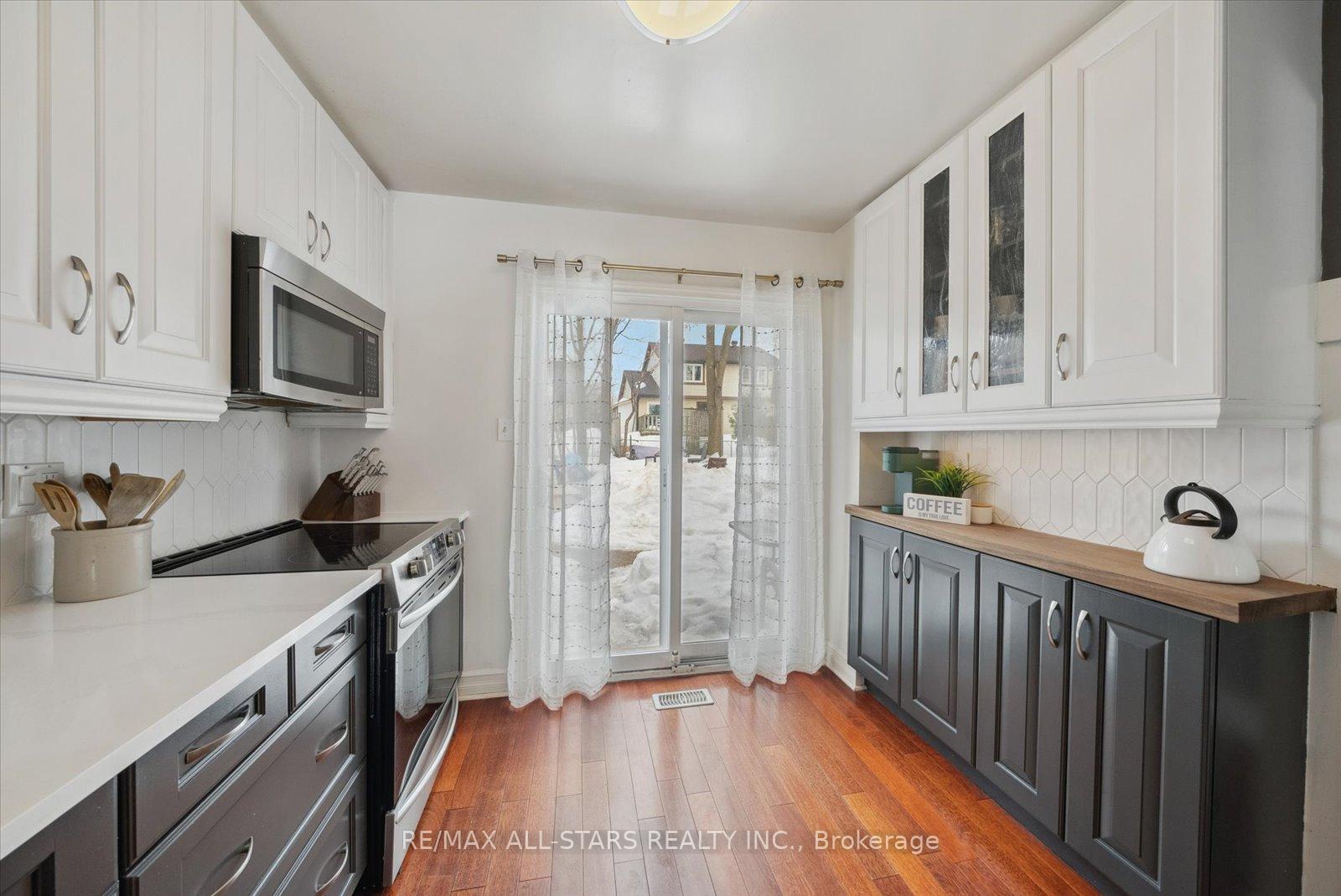 Photo 9 of 33 Pepler Place, Barrie, Sunnidale — HOMEH
