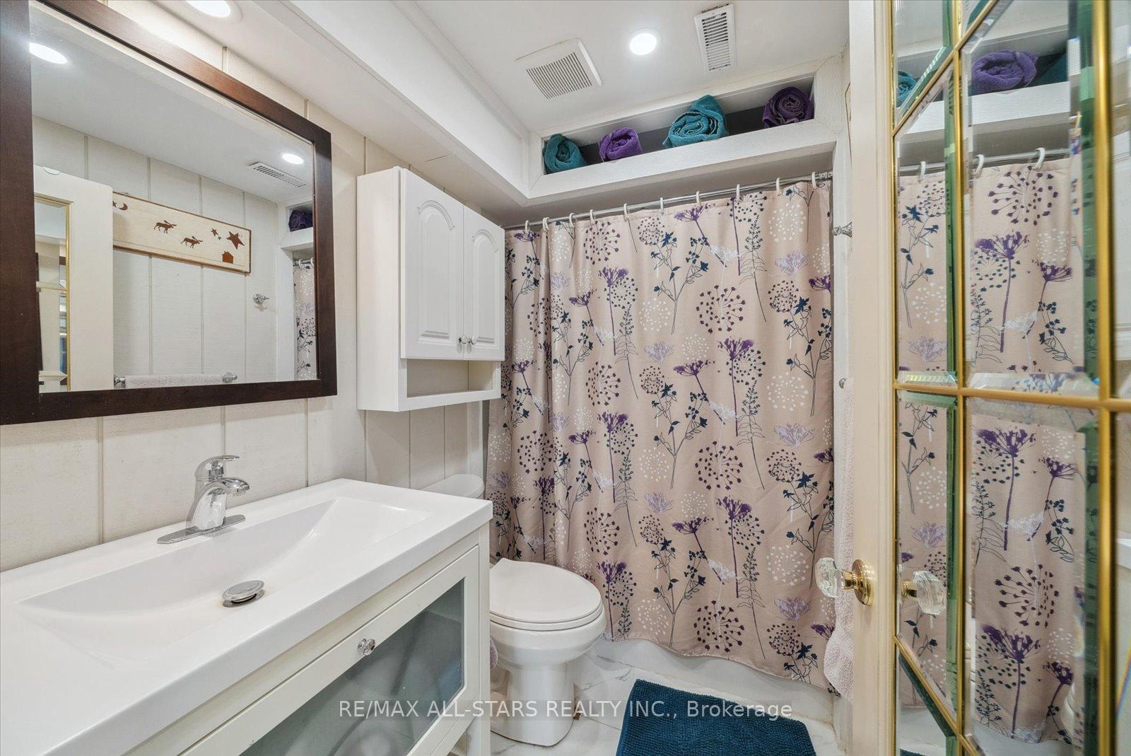 Photo 32 of 33 Pepler Place, Barrie, Sunnidale — HOMEH
