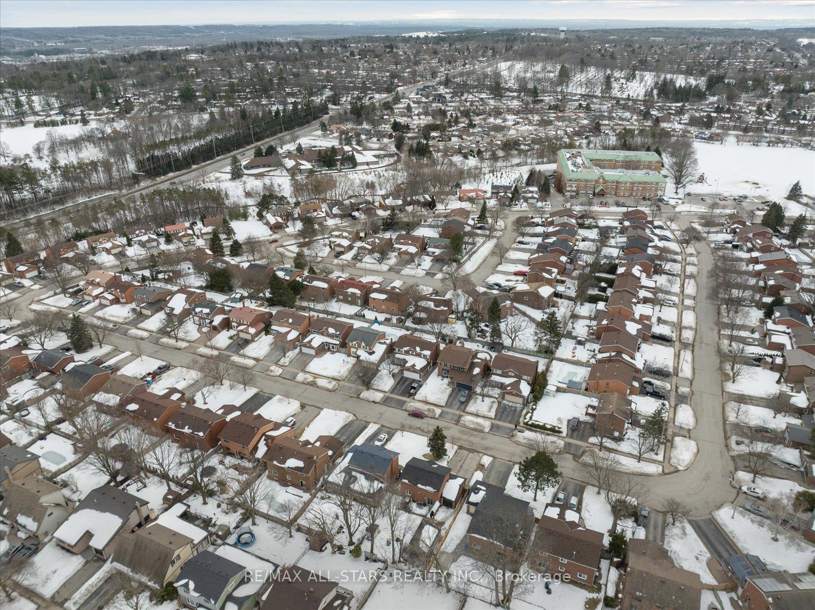 Photo 44 of 33 Pepler Place, Barrie, Sunnidale — HOMEH