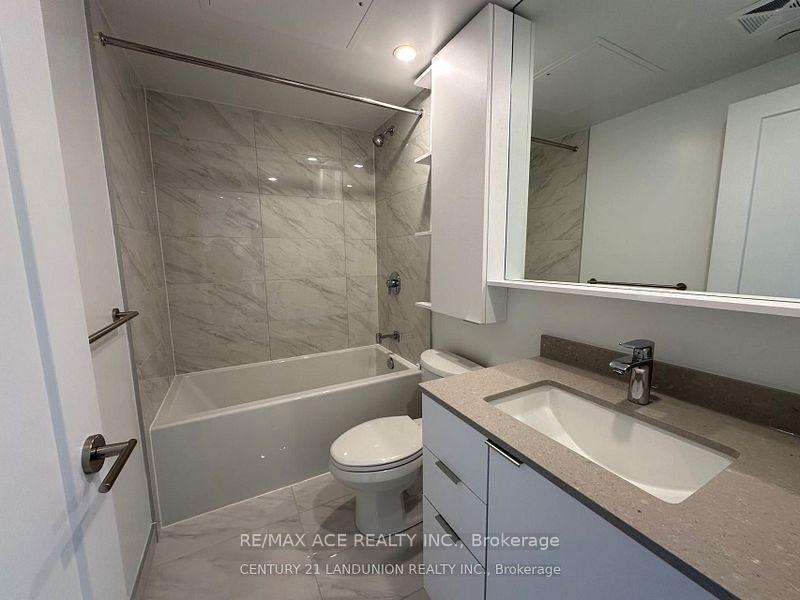 Photo 8 of Unit 916, 8 Cedarland Drive, Markham, Unionville — HOMEH