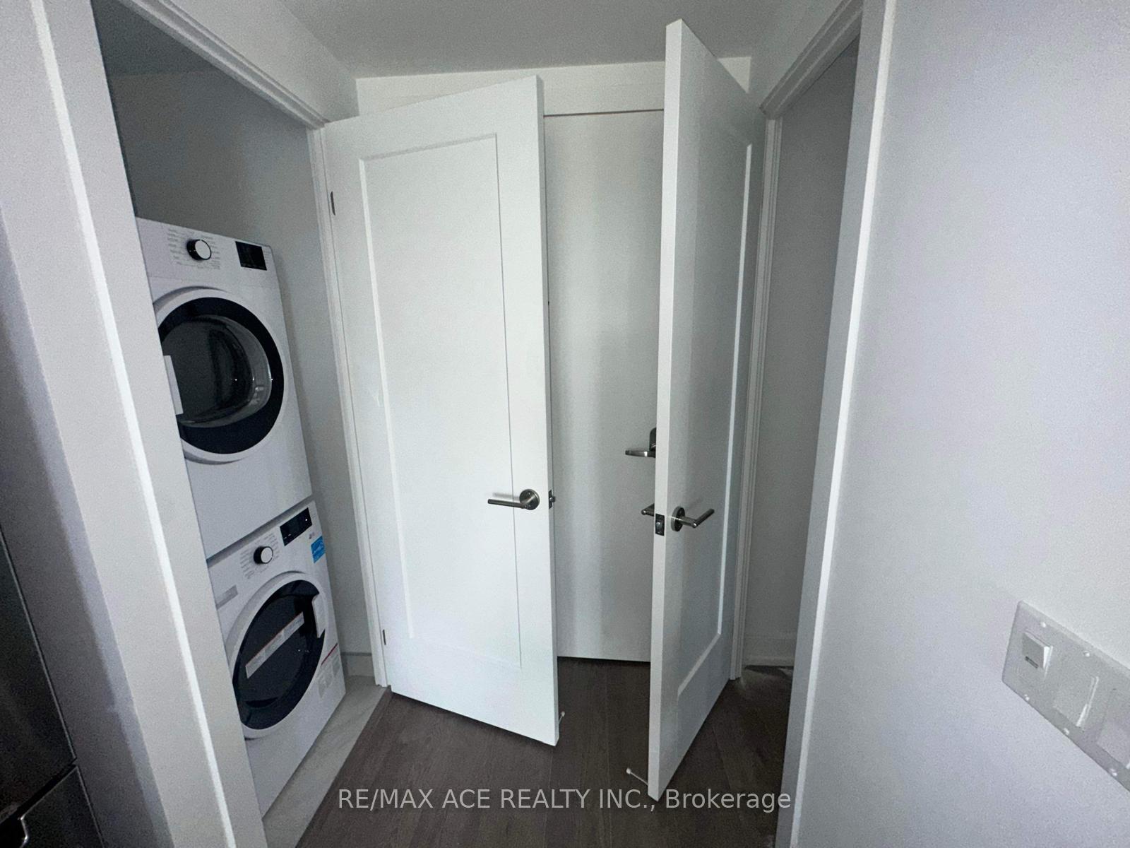 Photo 18 of Unit 916, 8 Cedarland Drive, Markham, Unionville — HOMEH