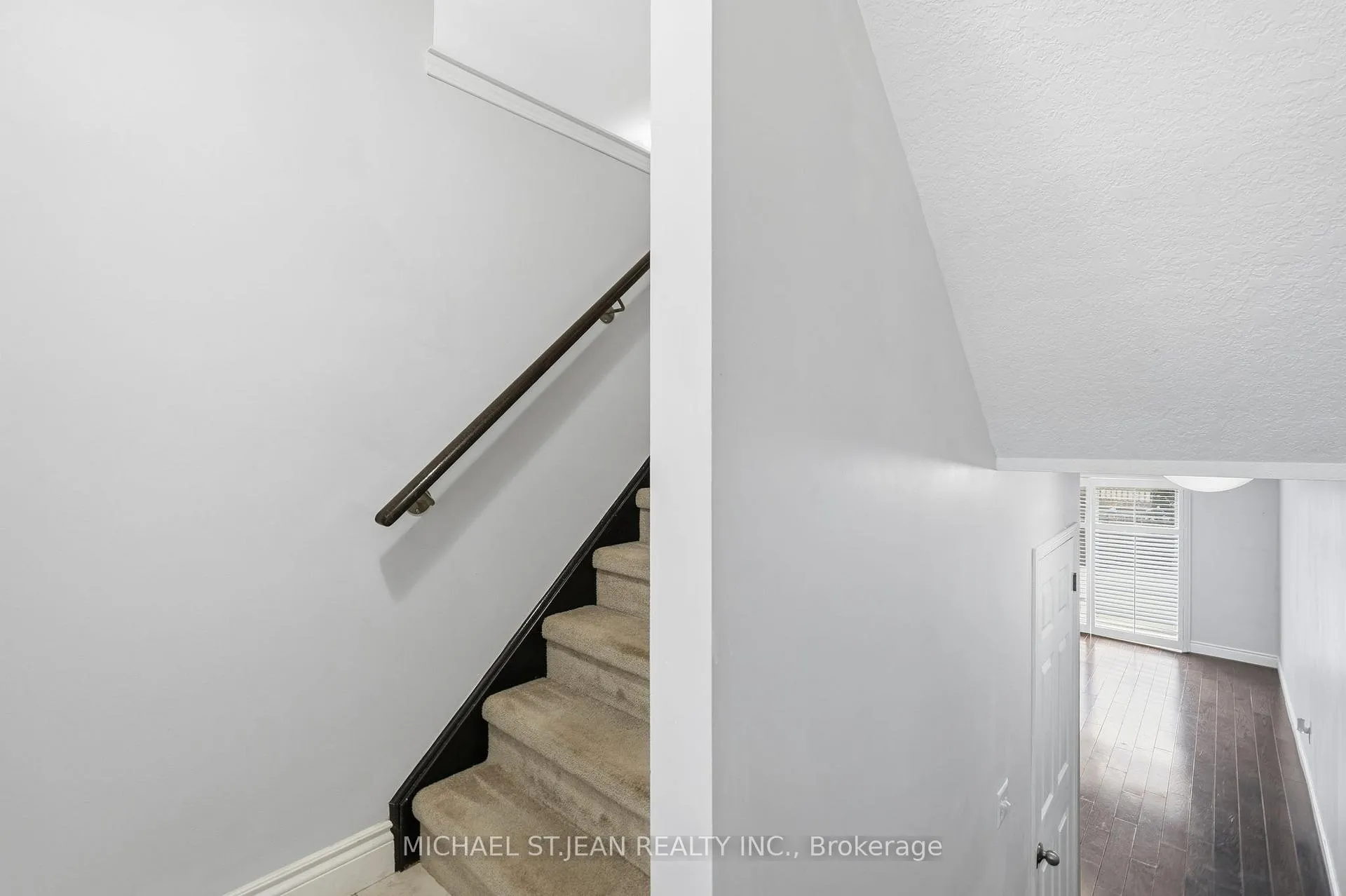 Photo 7 of Unit 48, 7 Sirente Drive, Hamilton, Crerar — HOMEH