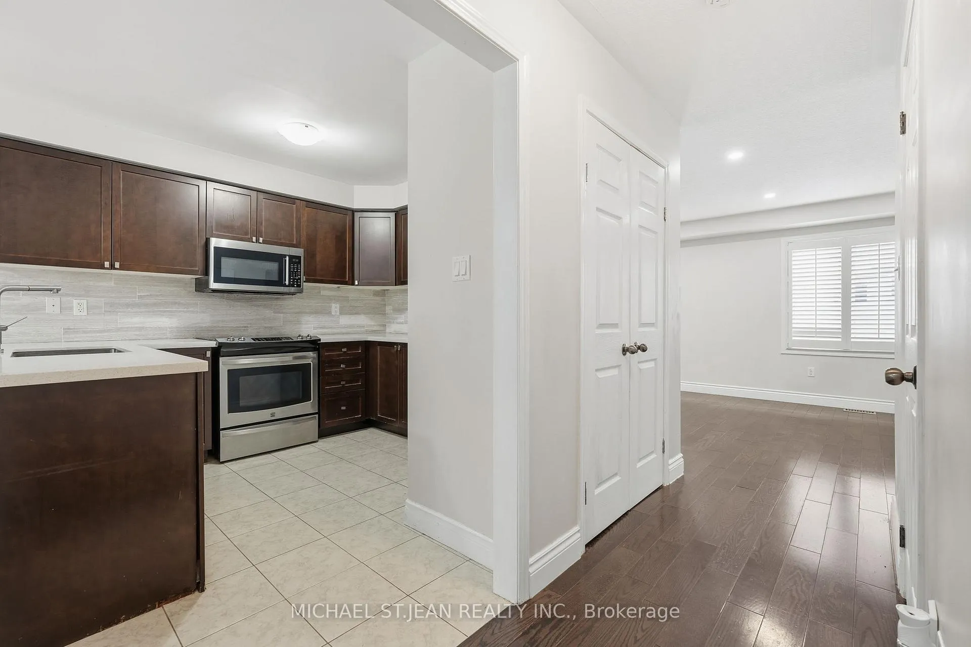Photo 9 of Unit 48, 7 Sirente Drive, Hamilton, Crerar — HOMEH