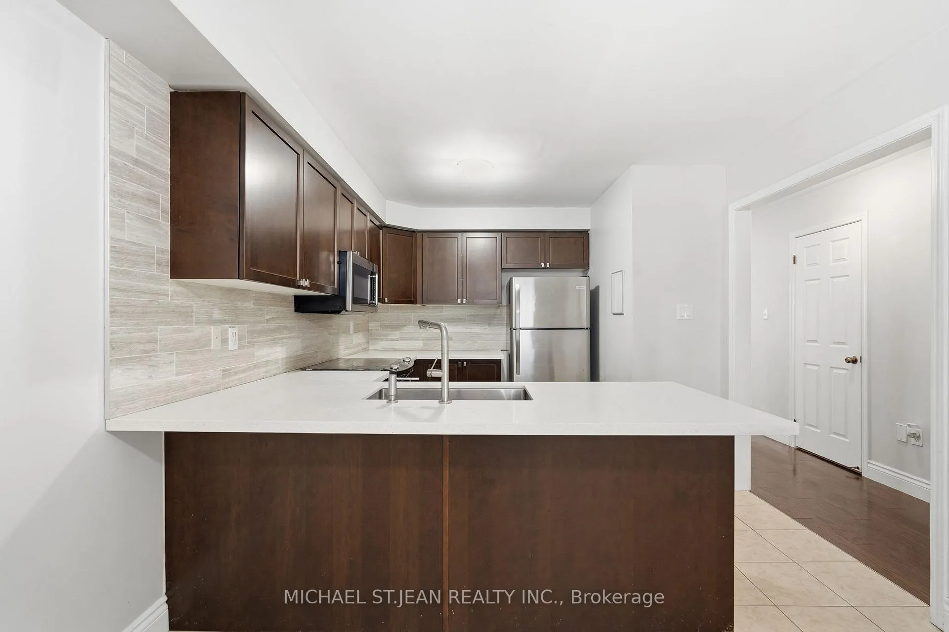 Photo 12 of Unit 48, 7 Sirente Drive, Hamilton, Crerar — HOMEH