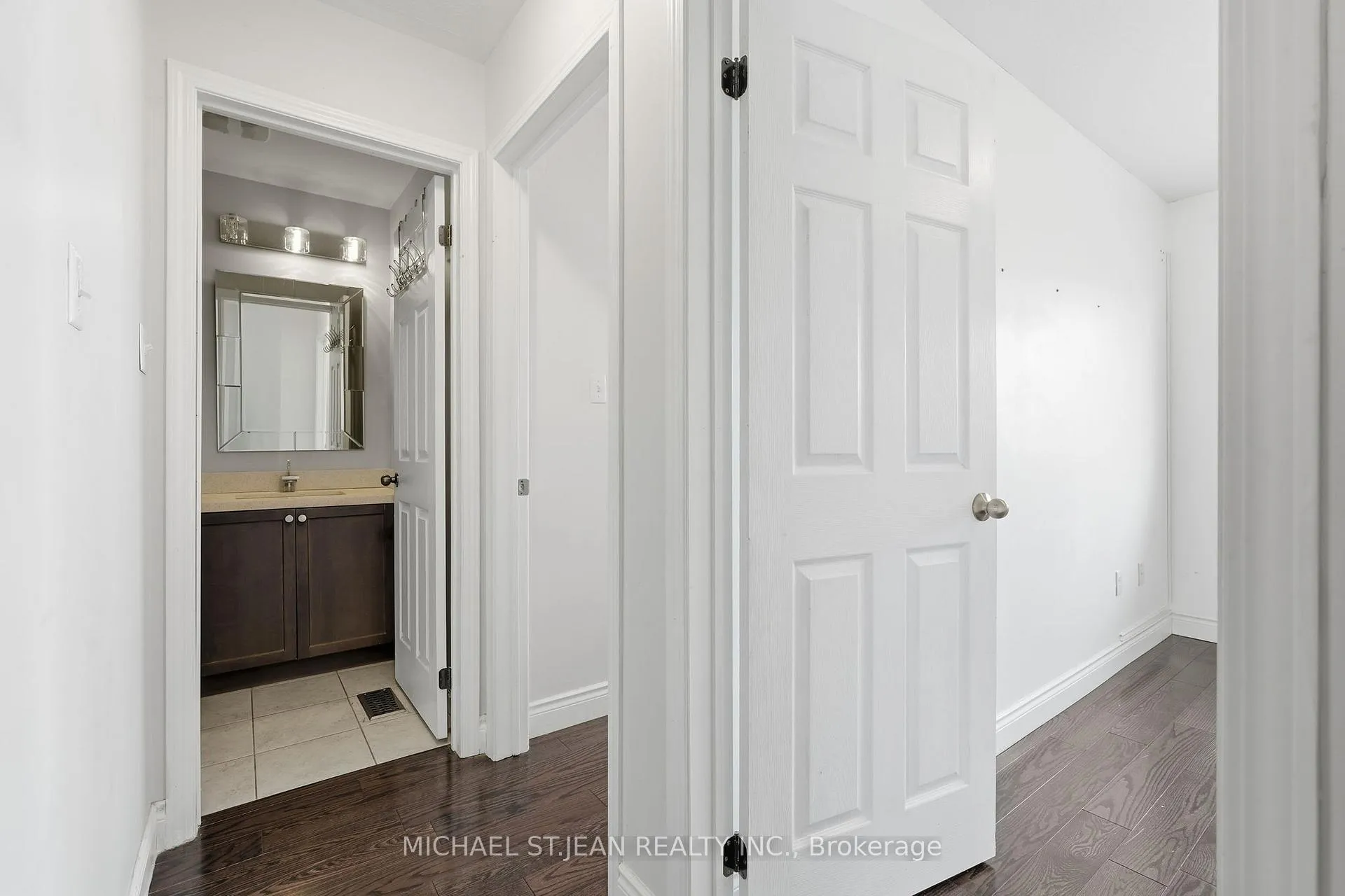 Photo 27 of Unit 48, 7 Sirente Drive, Hamilton, Crerar — HOMEH