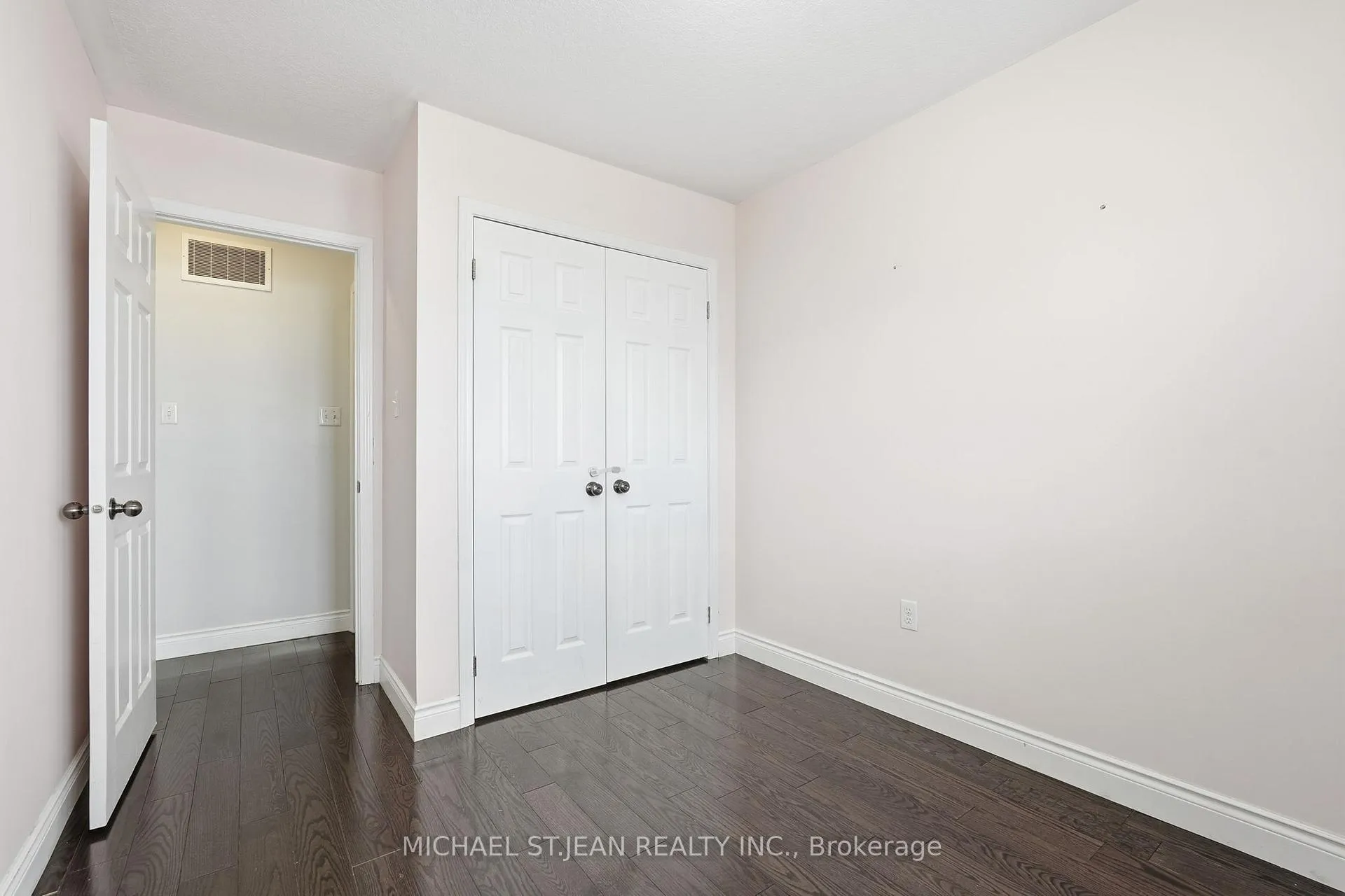 Photo 31 of Unit 48, 7 Sirente Drive, Hamilton, Crerar — HOMEH
