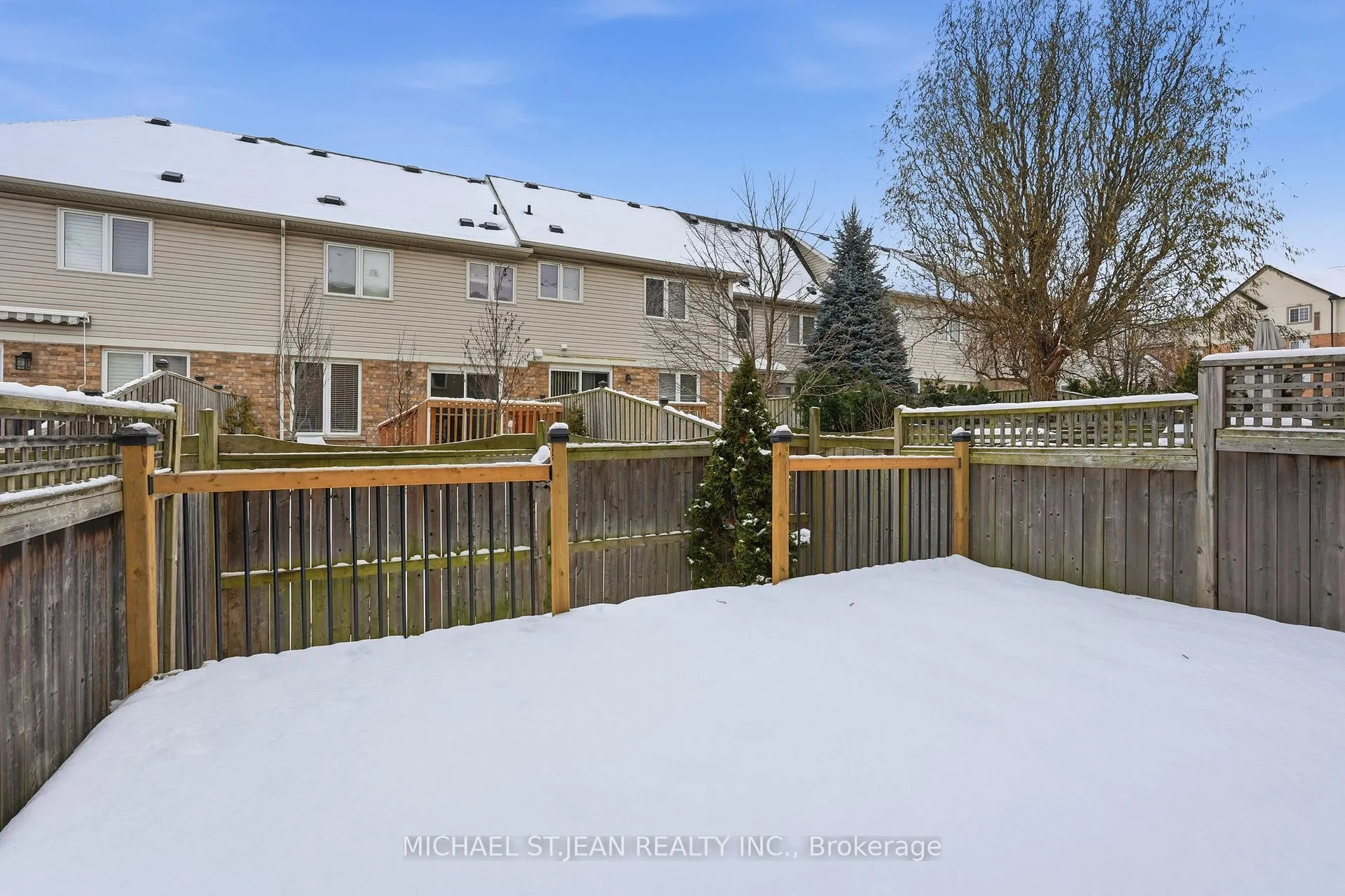 Photo 38 of Unit 48, 7 Sirente Drive, Hamilton, Crerar — HOMEH