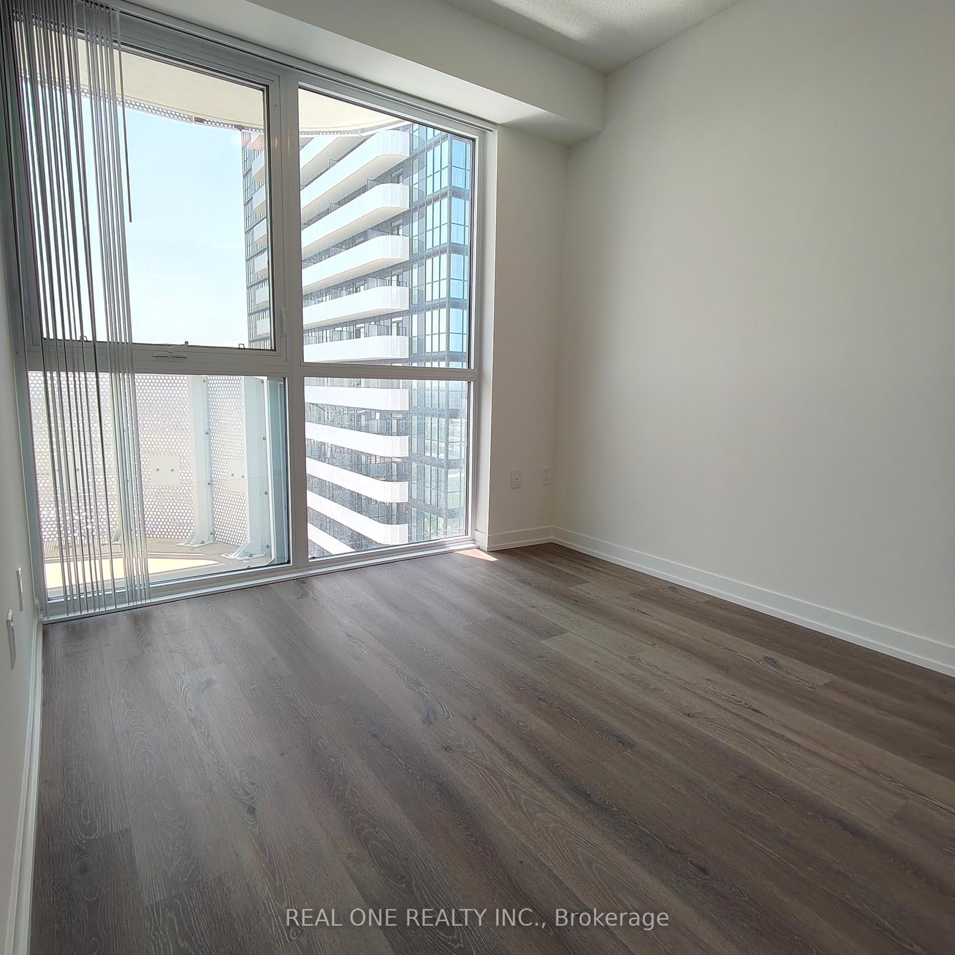 Photo 5 of Unit 4905, 225 Commerce Street, Vaughan, Vaughan Corporate Centre — HOMEH