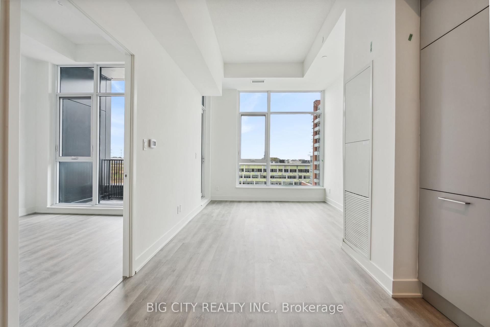 Photo 3 of Unit 804, 38 Andre de Grasse Street, Markham, Unionville — HOMEH