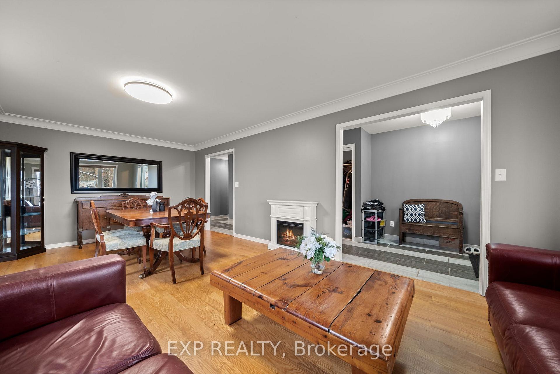 Photo 7 of 79 Oak Ridge Boulevard, Belleville, Belleville Ward — HOMEH