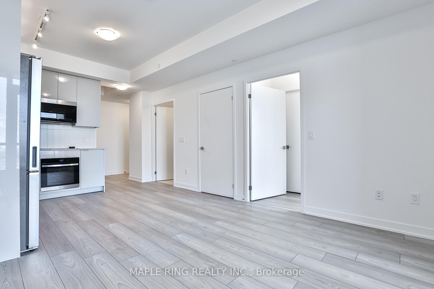 Photo 5 of Unit 2421, 10 Abeja Street, Vaughan, Concord — HOMEH