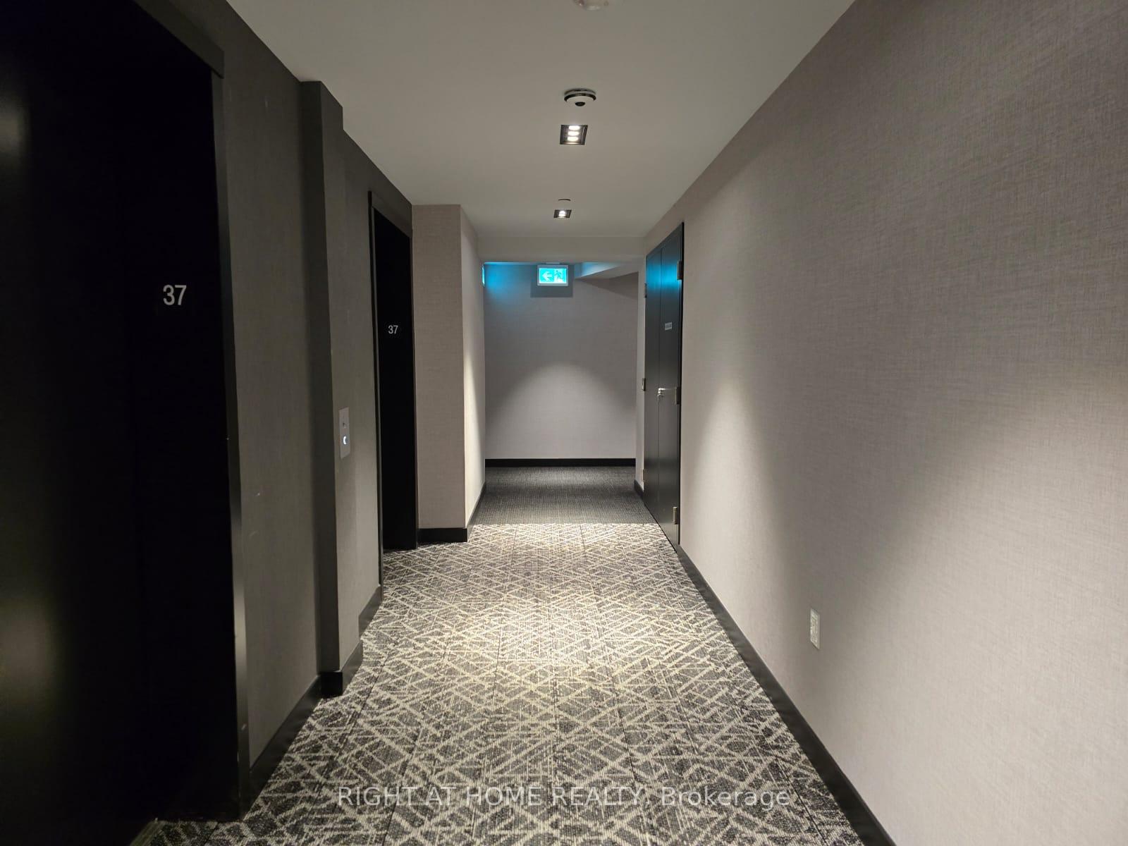 Photo 7 of Unit 3710, 2920 Hwy 7, Vaughan, Concord — HOMEH