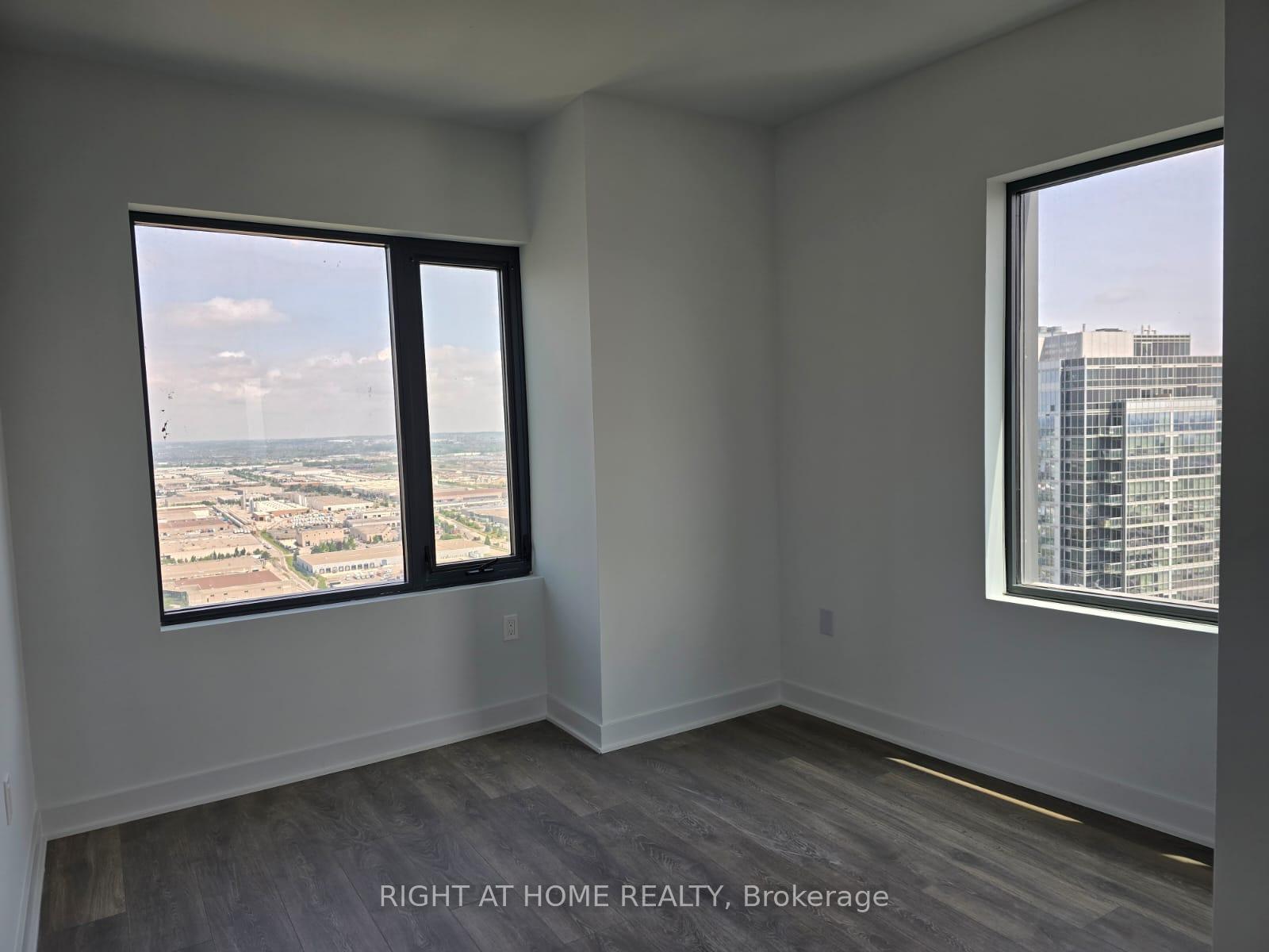 Photo 12 of Unit 3710, 2920 Hwy 7, Vaughan, Concord — HOMEH