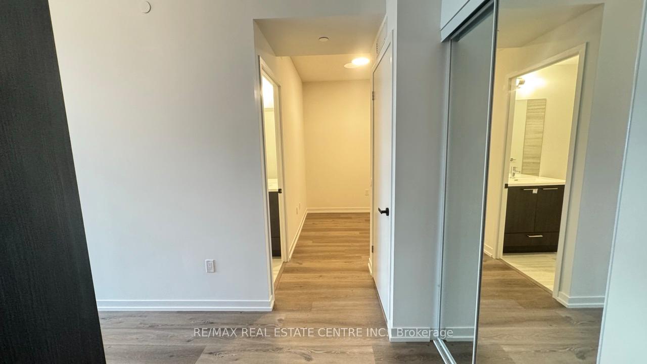 Photo 31 of Unit 4815, 225 Commerce Street, Vaughan, Vaughan Corporate Centre — HOMEH