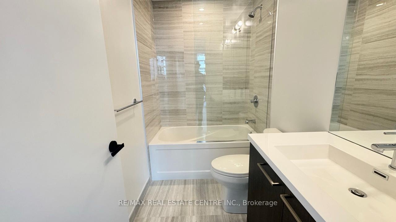 Photo 20 of Unit 4815, 225 Commerce Street, Vaughan, Vaughan Corporate Centre — HOMEH