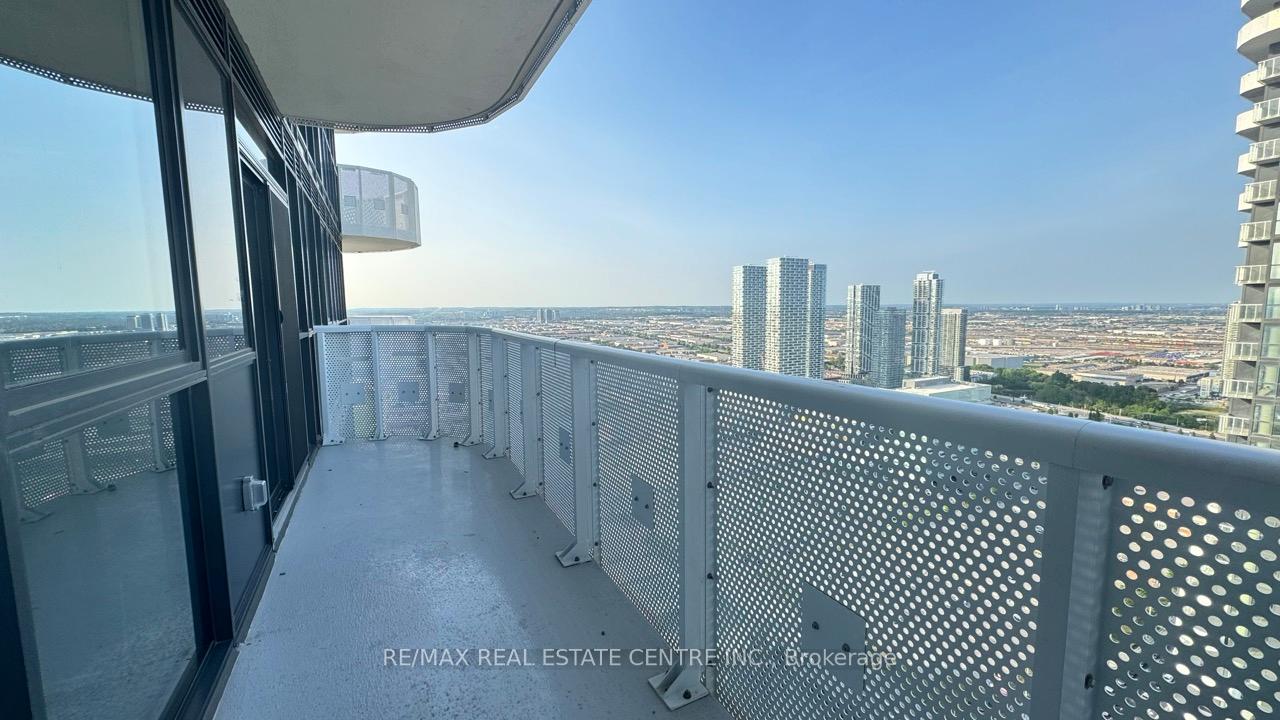 Photo 21 of Unit 4815, 225 Commerce Street, Vaughan, Vaughan Corporate Centre — HOMEH